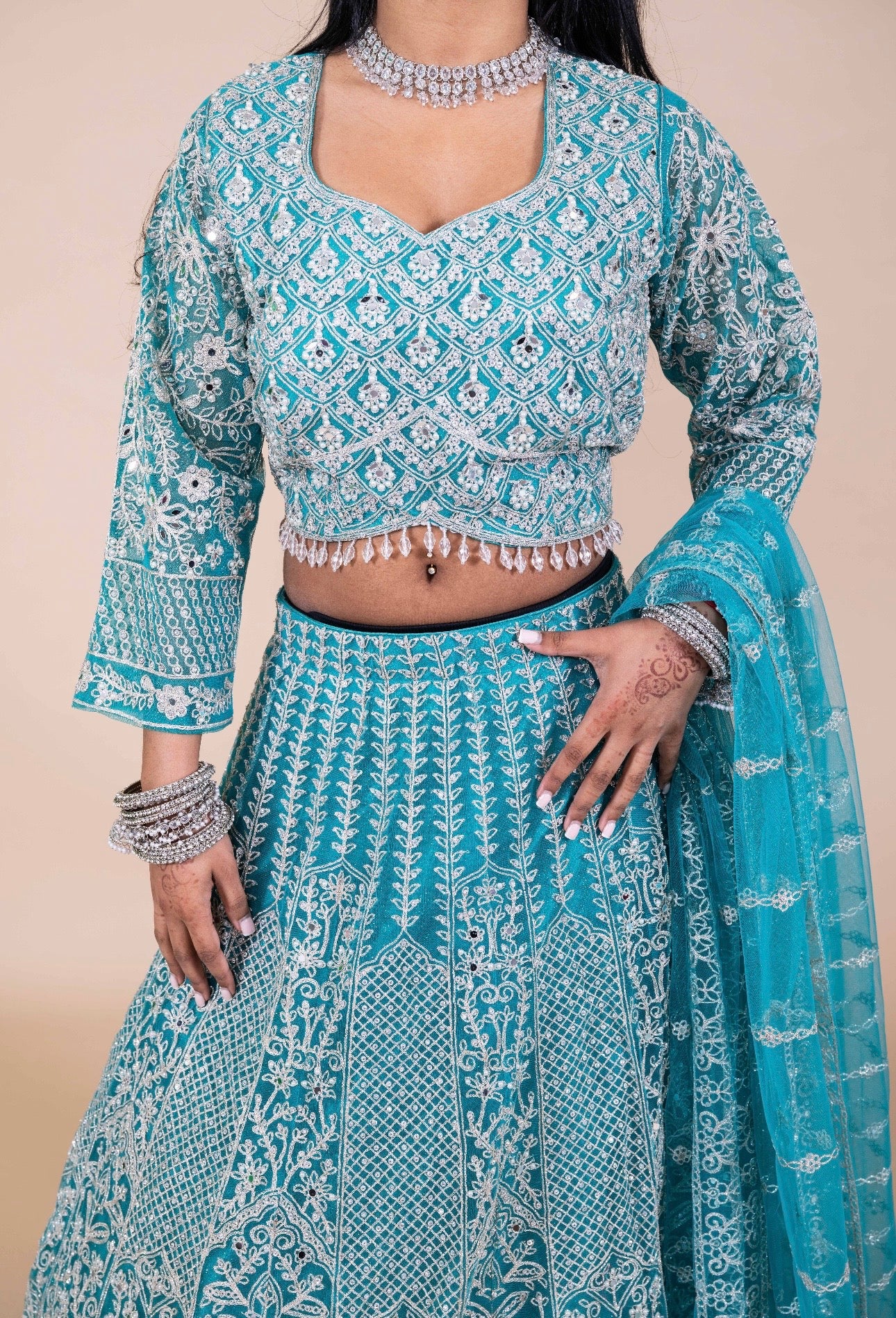 Lehenga Set met spiegeltjes en Dupatta – Luxe Indiase Feestoutfit (Beige of Turquoise)