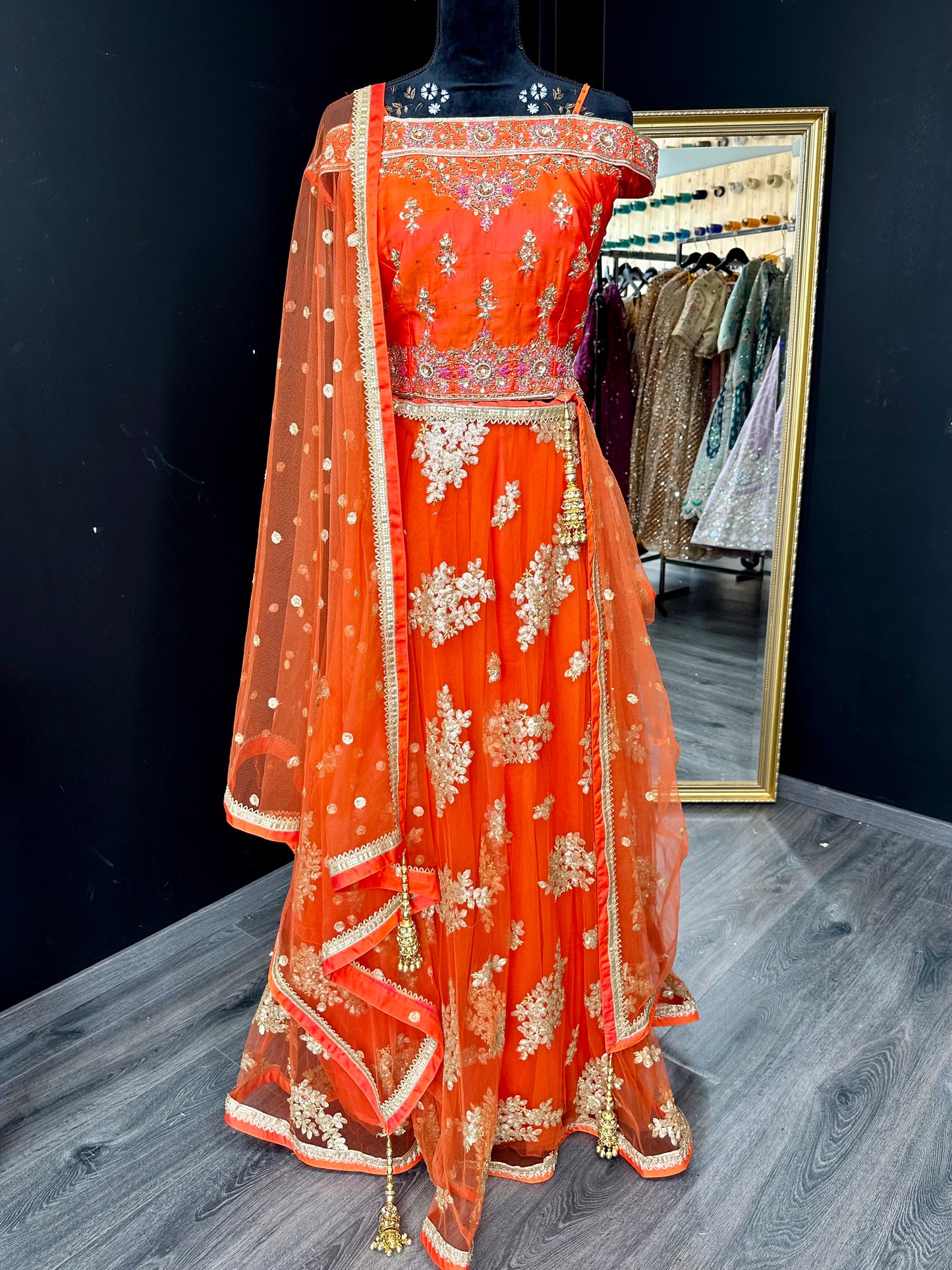 Tasneem lehenga