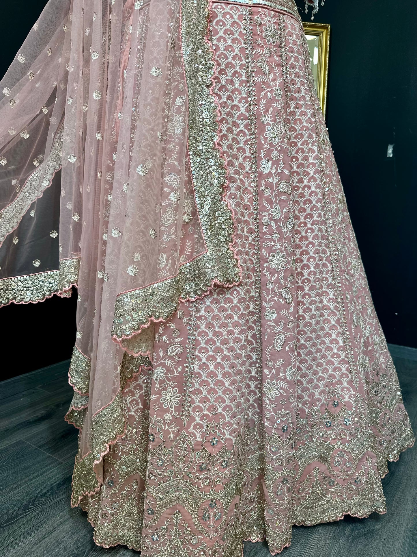 Nalisha lehenga curvy girl