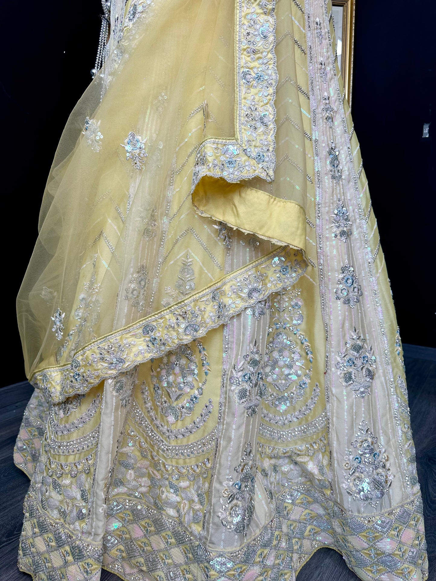 Mohini lehenga curvy & normal