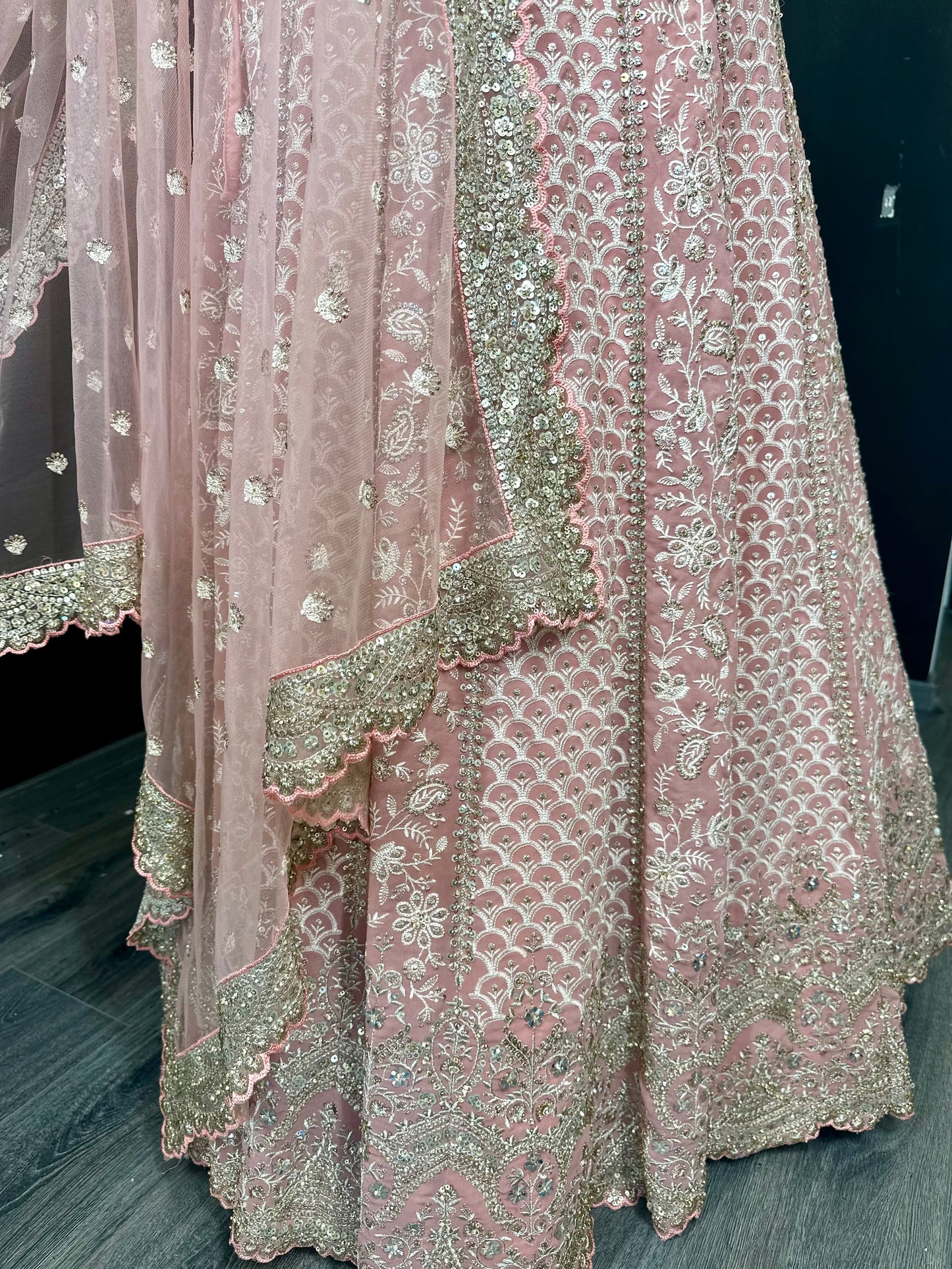 Nalisha lehenga curvy girl
