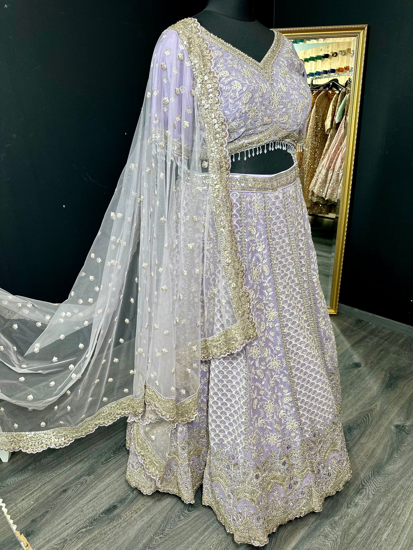 Nalisha lehenga curvy girl