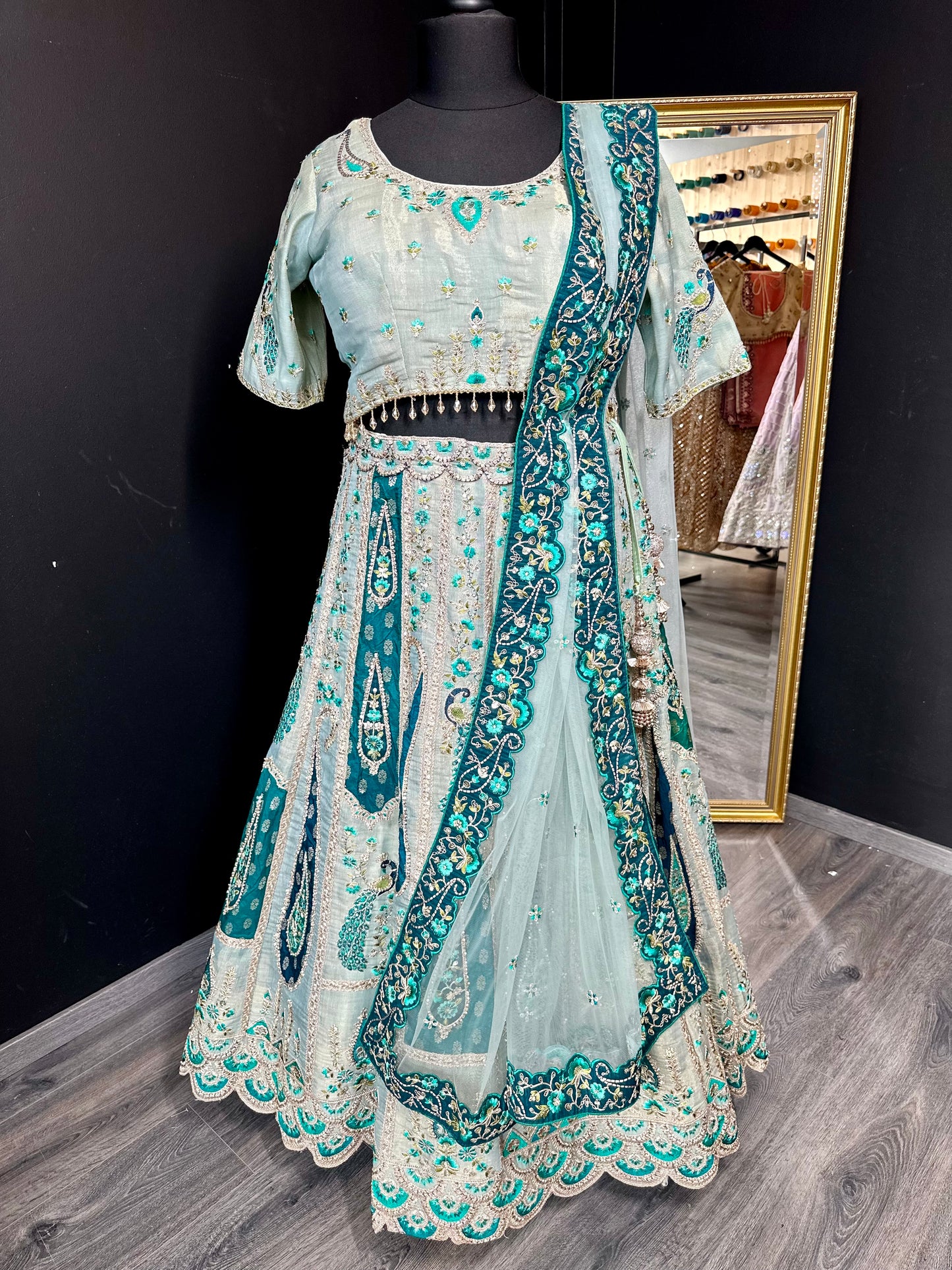 Tashan lehenga curvy & normal