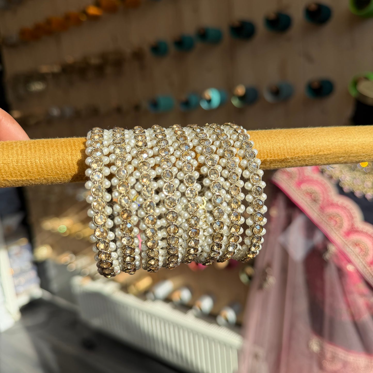 Parel & Kristal Bangles Luxe Indiase Armbanden met Steentjes Set van 2