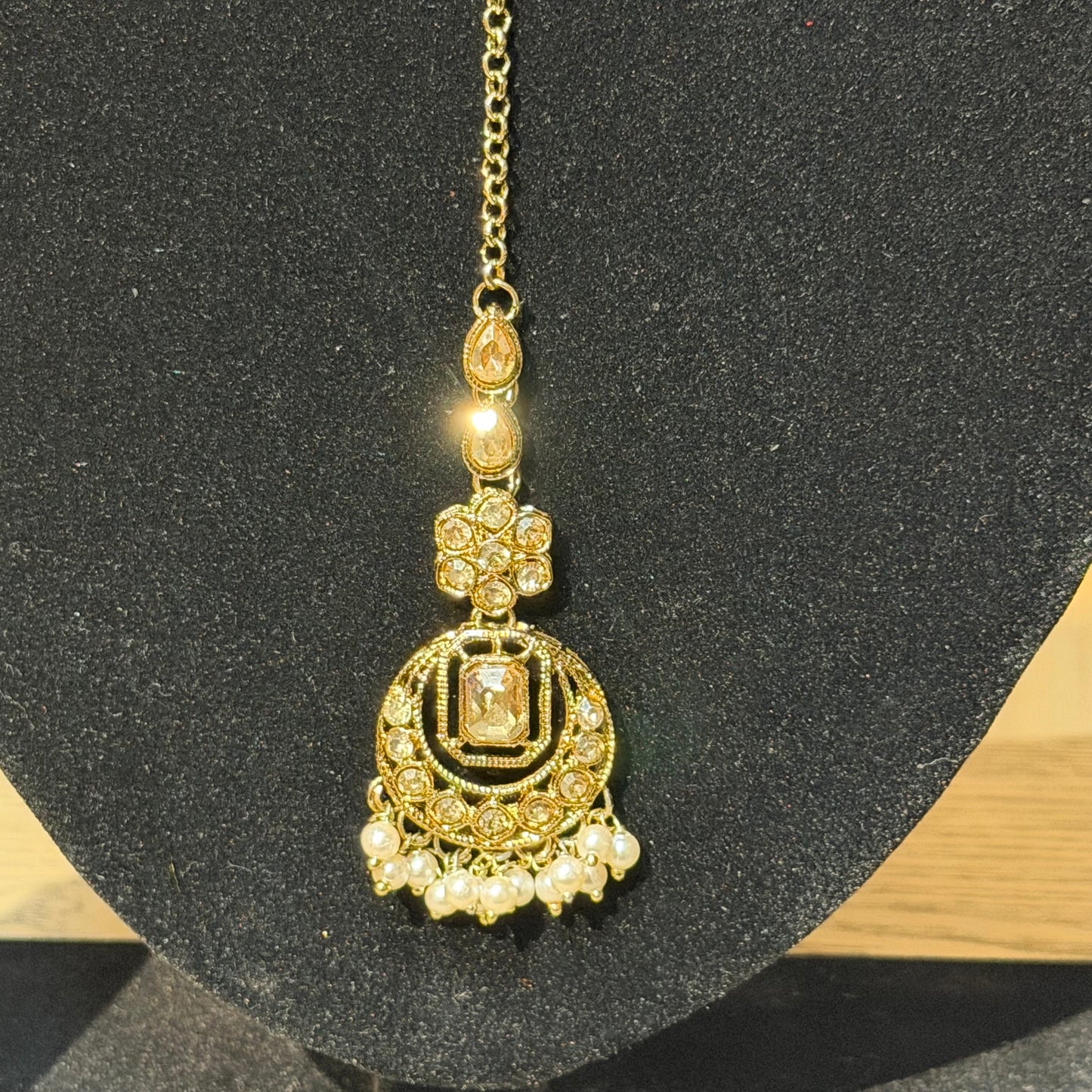 Elayna Pearl Kundan Choker Set – 3-delige Indiase Sieradenset met Parels