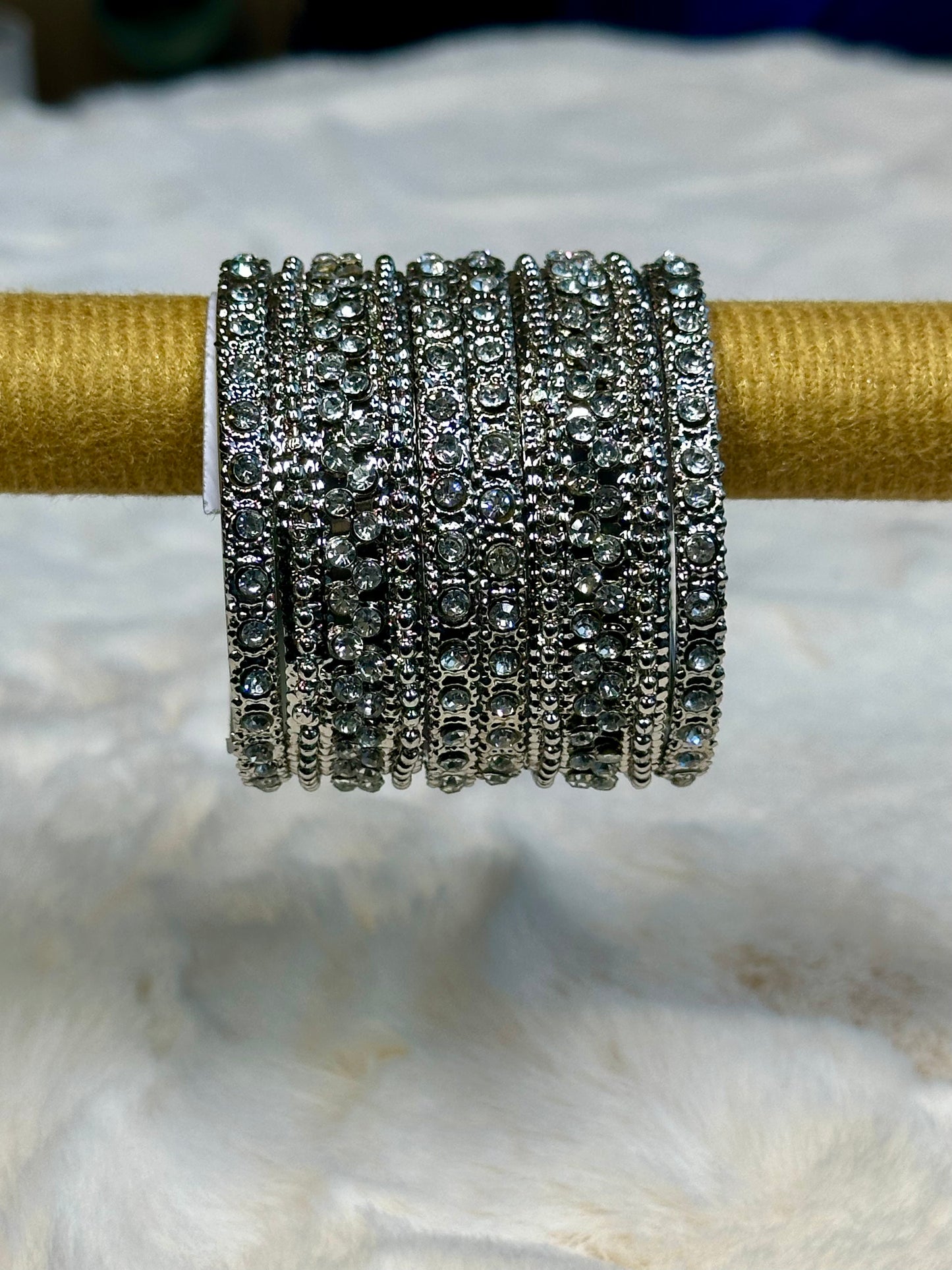 Gudiya bangle set