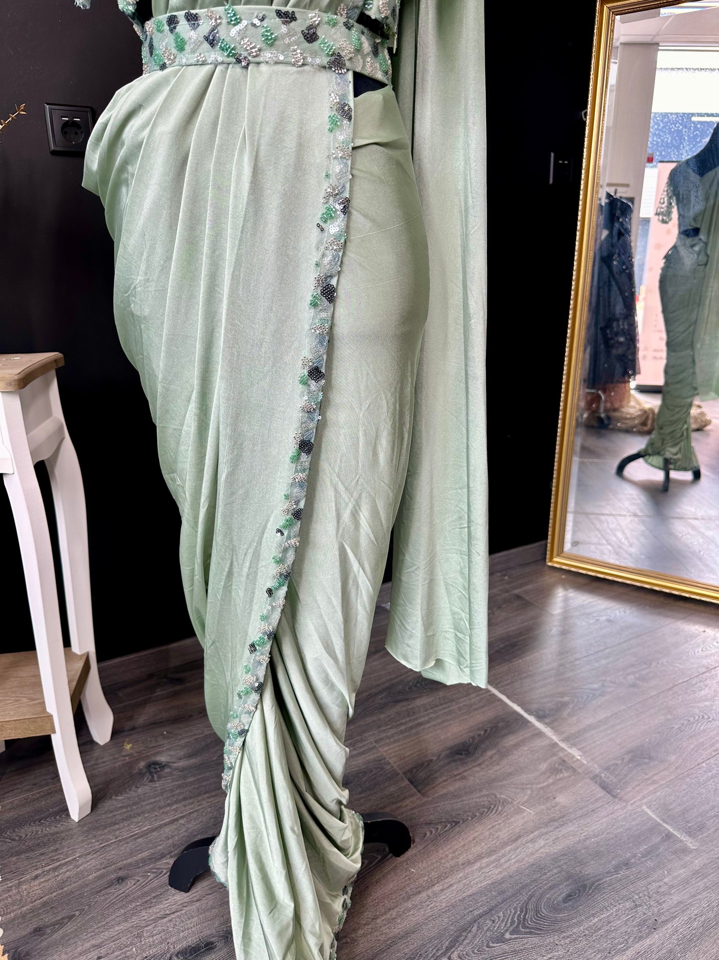 Glamtastic drape saree