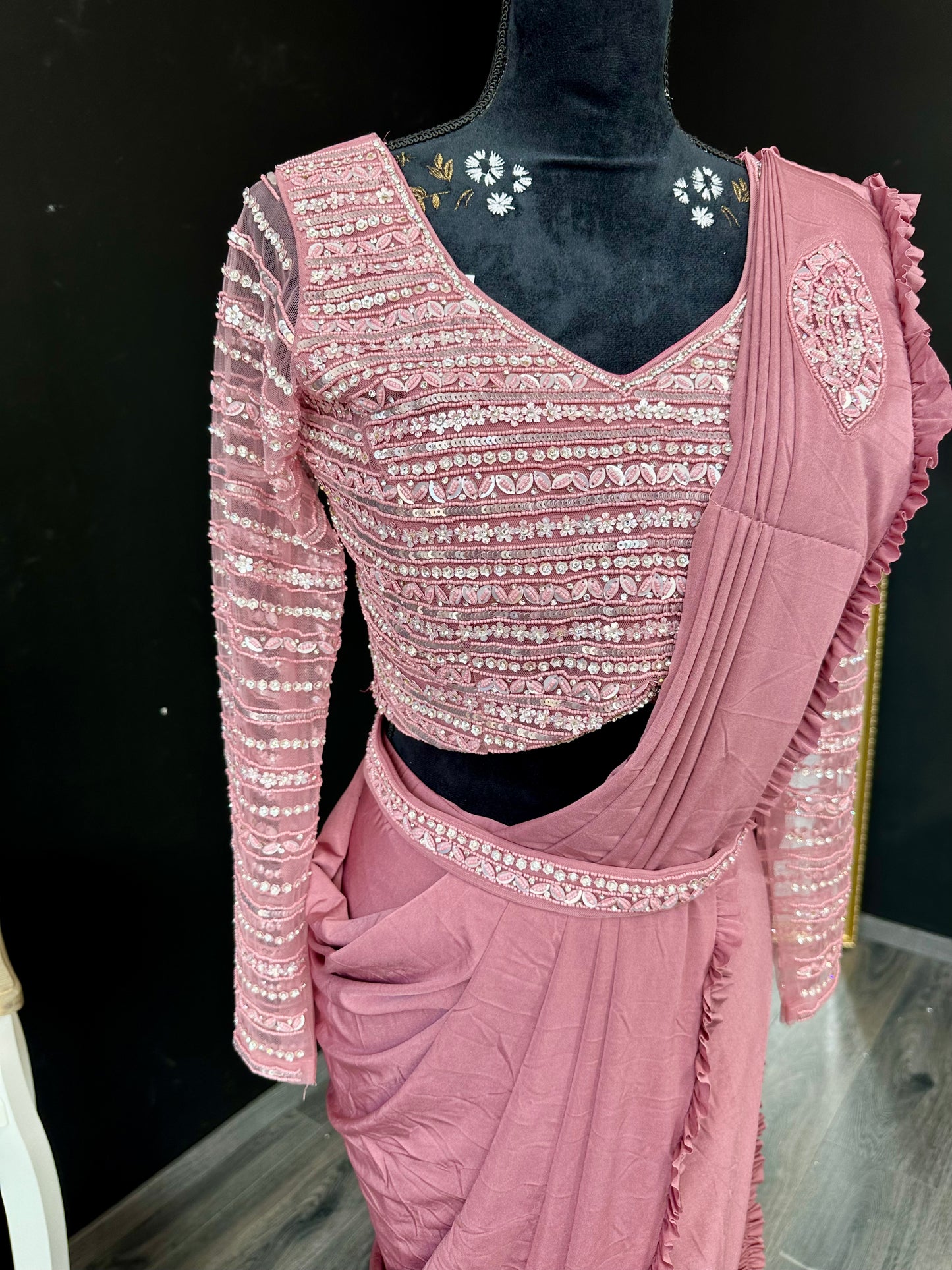 Twirl & Shine saree