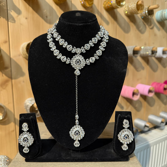 Meher Crystal Choker Set – Luxe 3-delige Kundan Sieradenset
