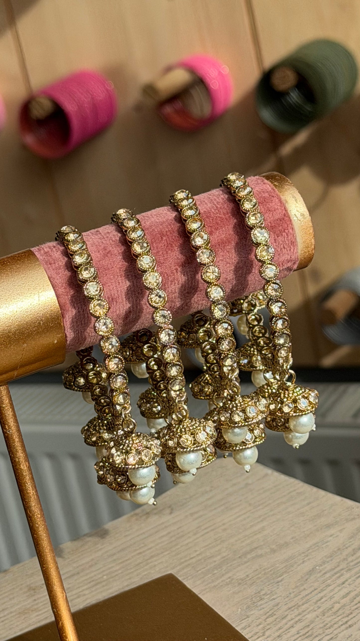 Indiase Jhumki Bangle Set met Kristallen – Armbanden Set (4 Stuks)