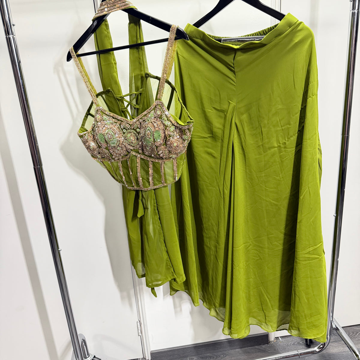 Inaya Lime Green Palazzo Set met Luxe Corset Top & Cape