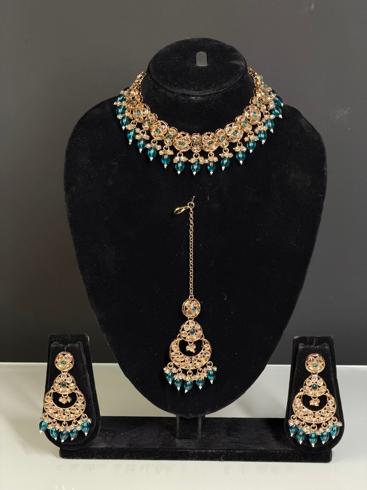 Choker Ketting Set met Statement Details