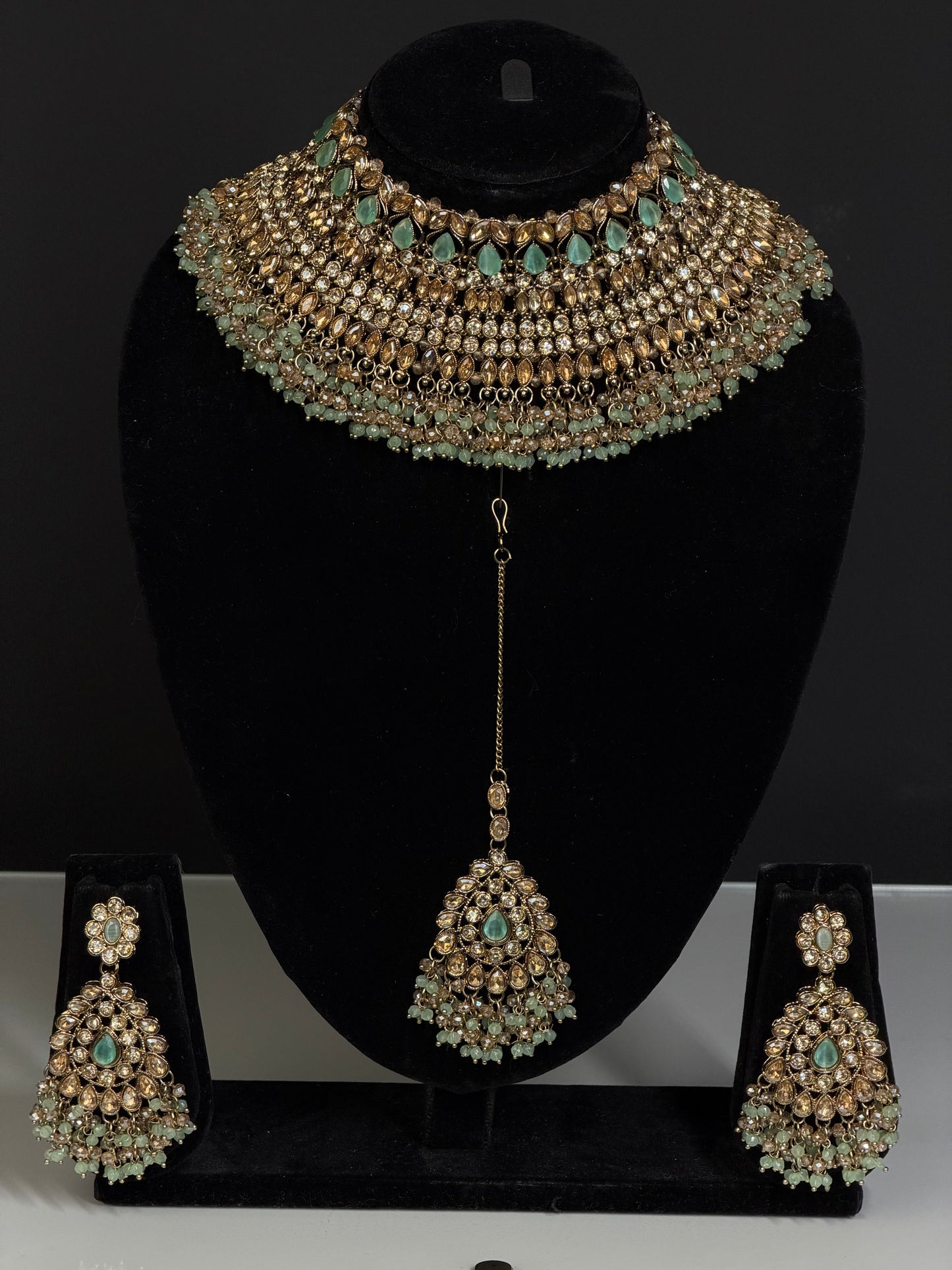 Aashi Kundan Sieradenset