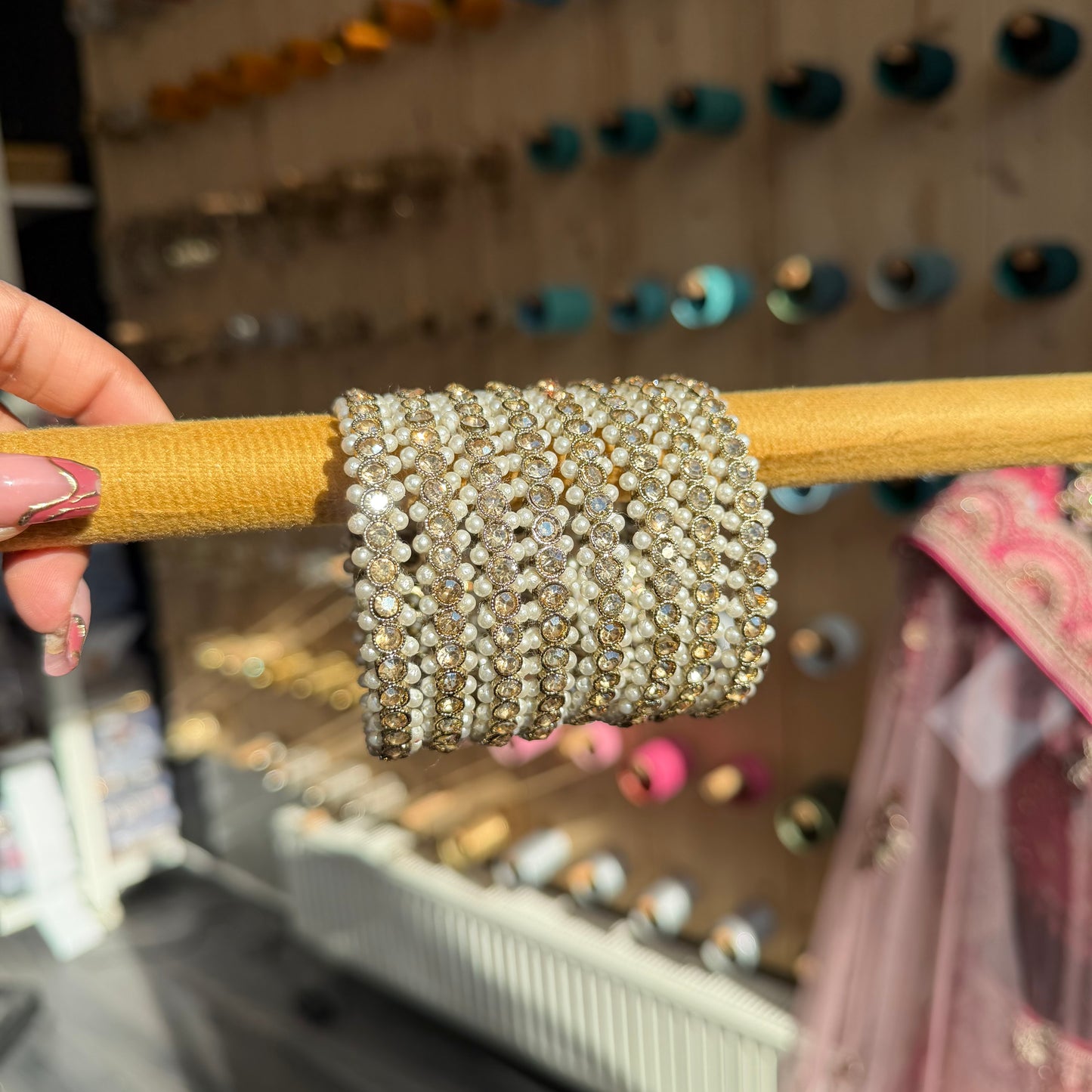 Parel & Kristal Bangles Luxe Indiase Armbanden met Steentjes Set van 2