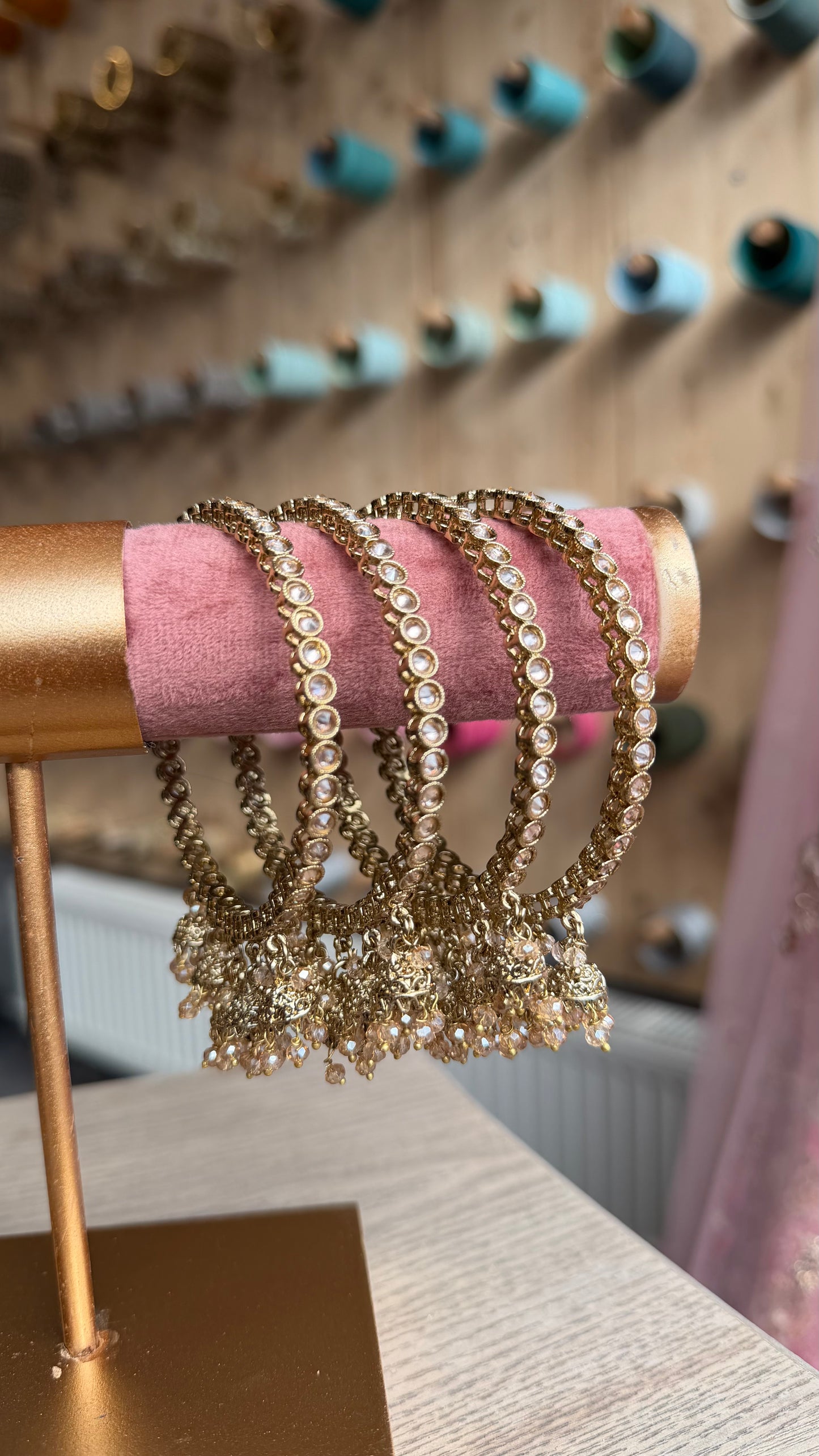 Crystal Jhumki Bangle Set met Hangers – Indiase Armbanden (Set van 4)