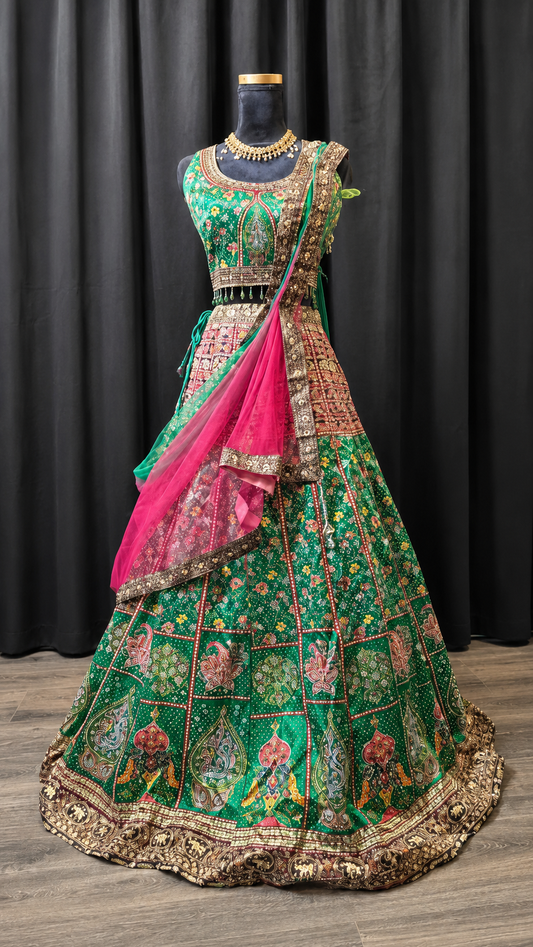 Groene Traditionele Party Wear Lehenga met Luxe Print