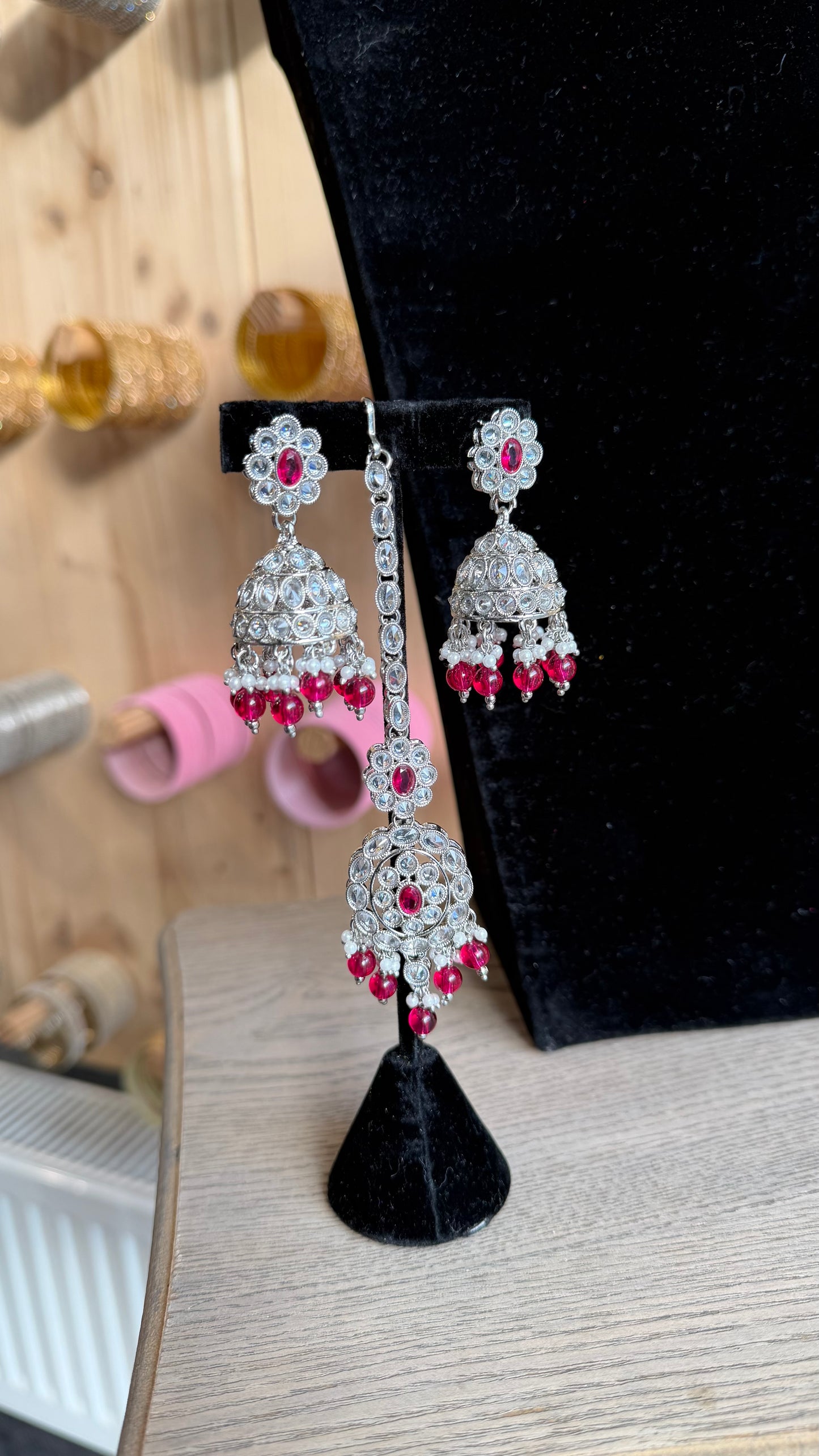 Indiase Parel Choker Set met Jhumka Oorbellen – Elegante Traditionele Sieraden