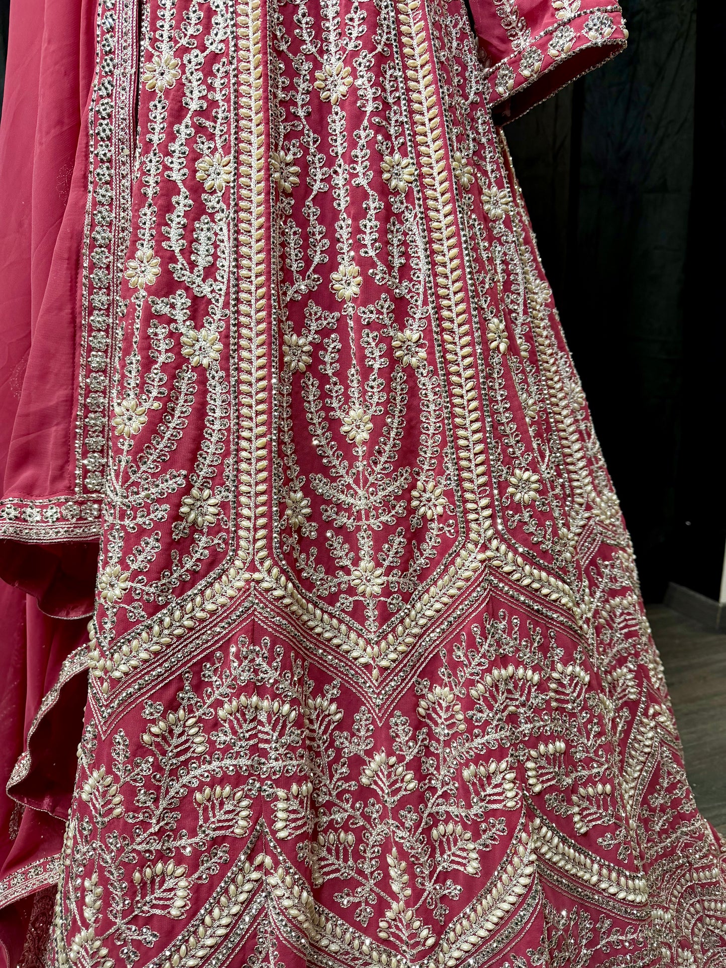Deep Pink Anarkali – Indiase feestjurk