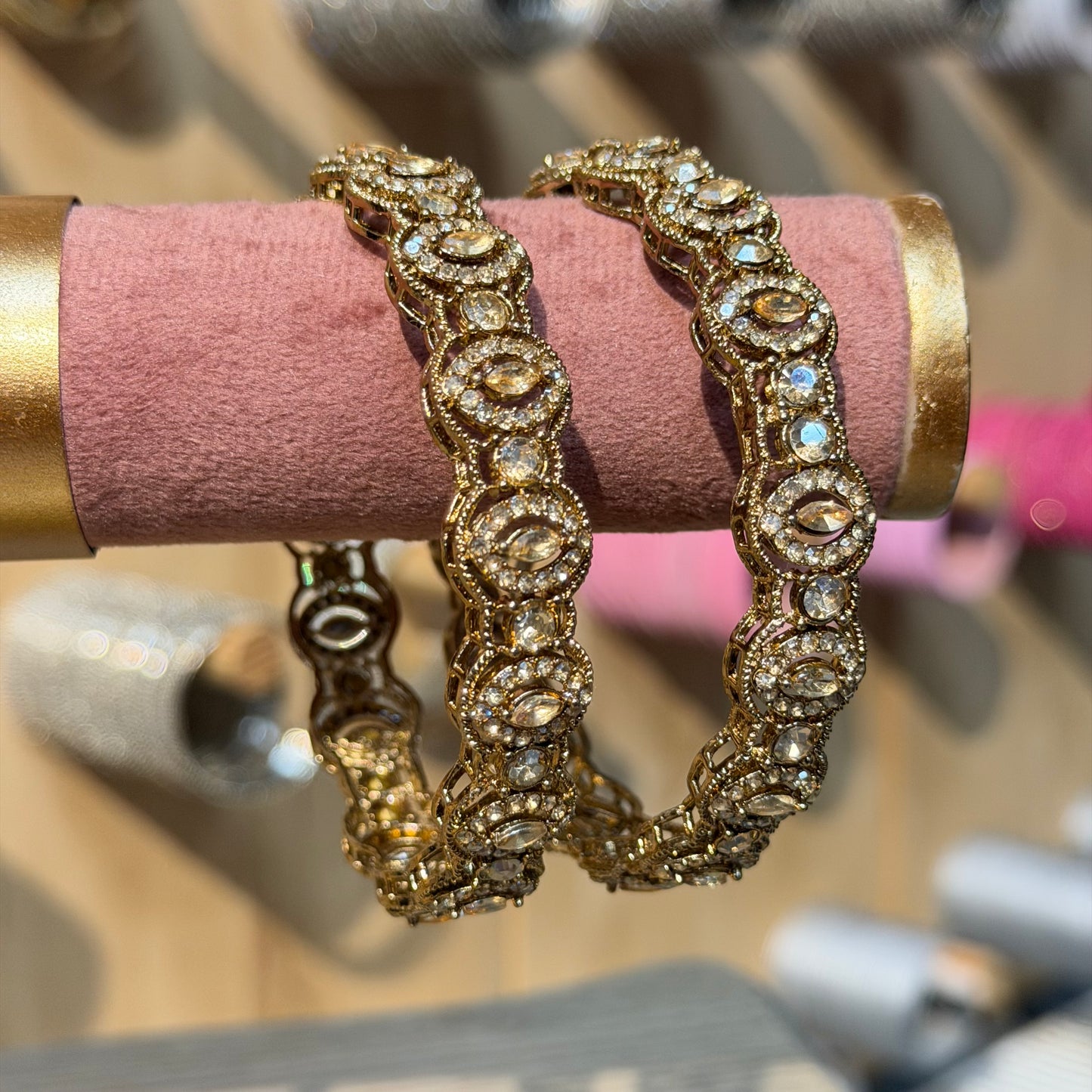 Ayra Halo Bangles Champagne – Luxe Statement Armbanden