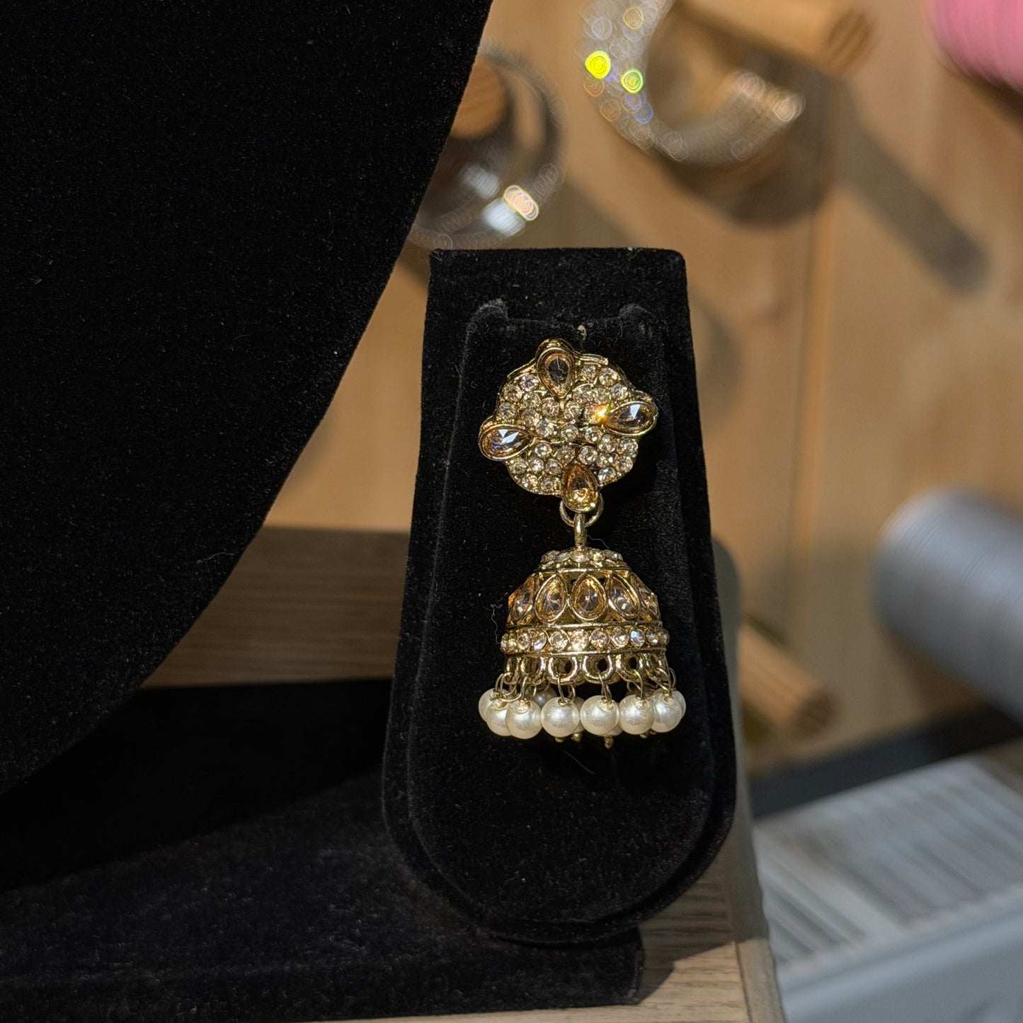 Ziyana Crescent Kundan Choker Set – Luxe 3-delige Indiase Sieradenset