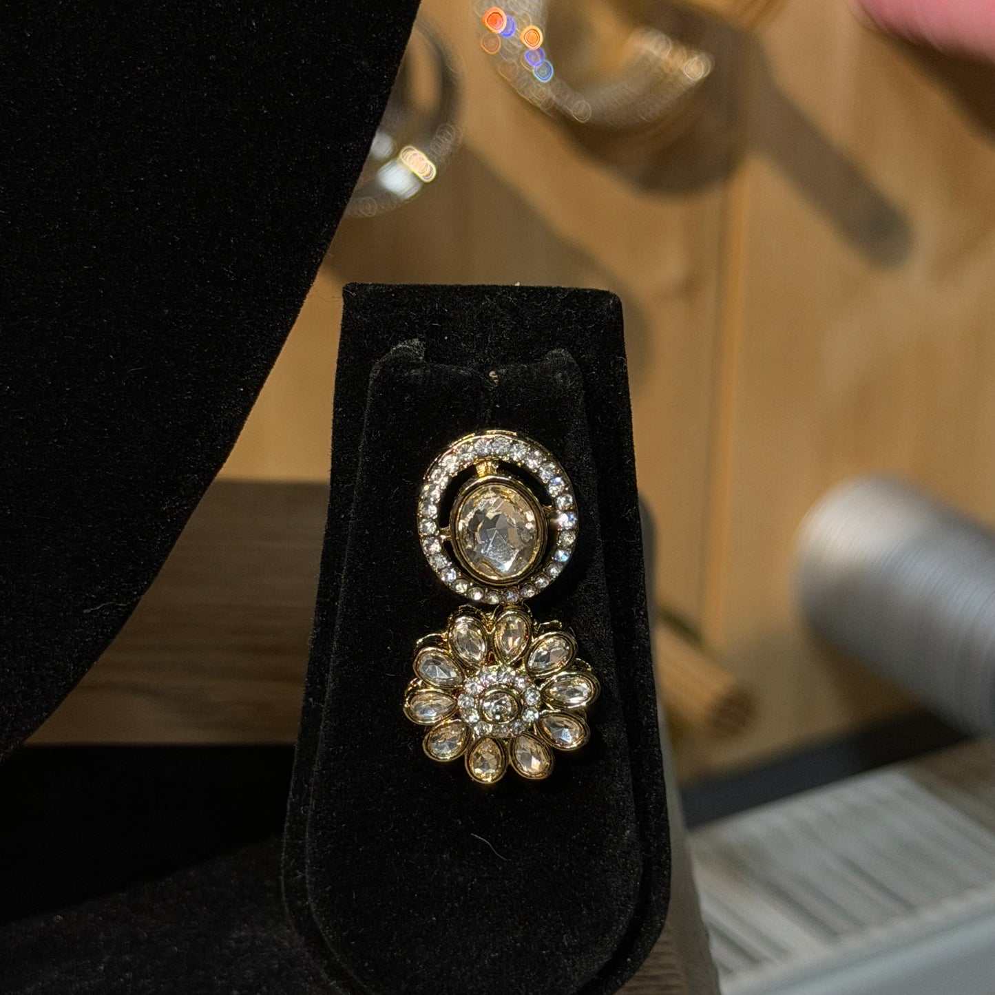 Noor Almas Bridal Jewellery Set – Luxe 3-delige goudkleurige Sieradenset