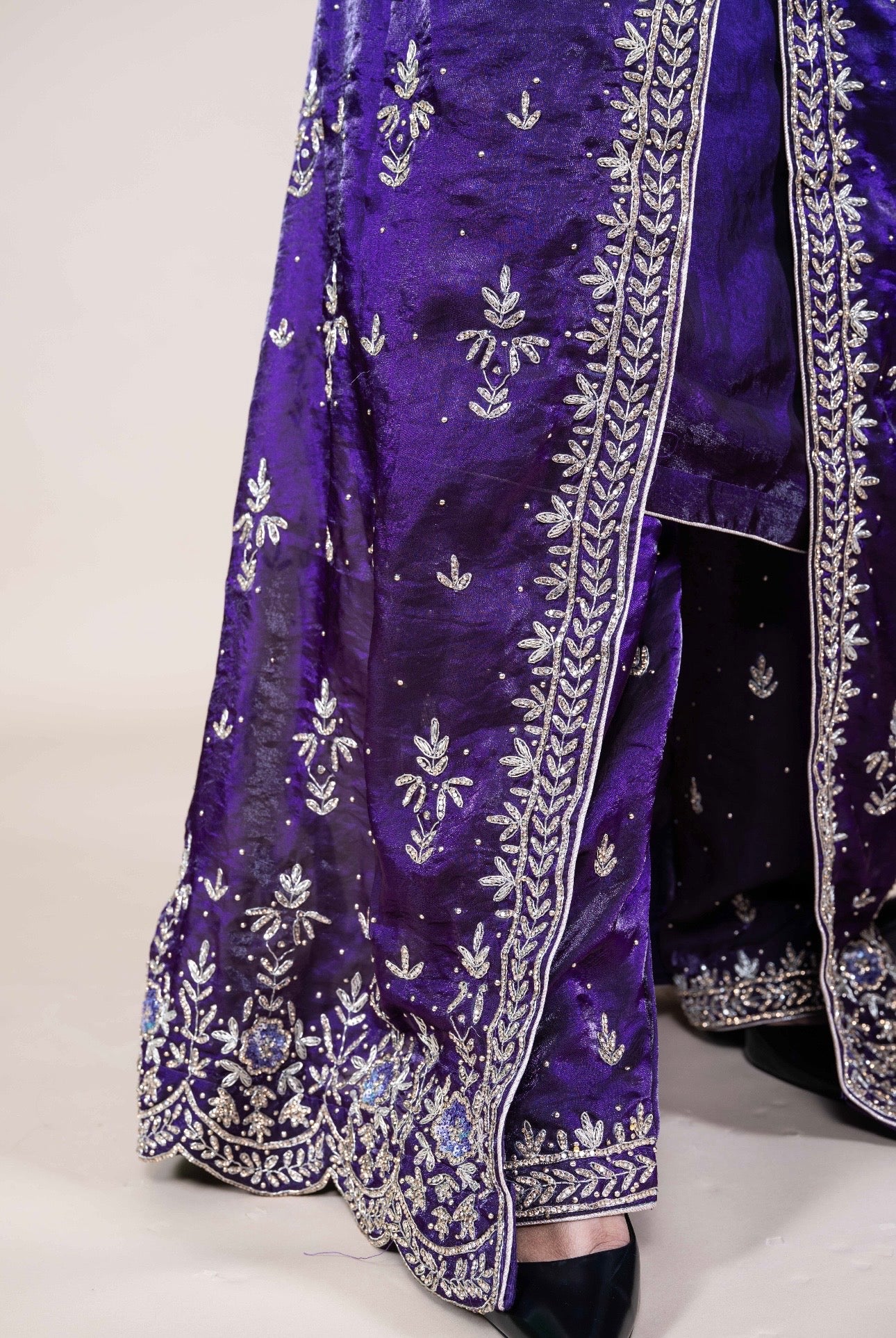 Luxe Anarkali met steentjes Set met Dupatta – Indiase Feestoutfit (Paars of Donkergroen)
