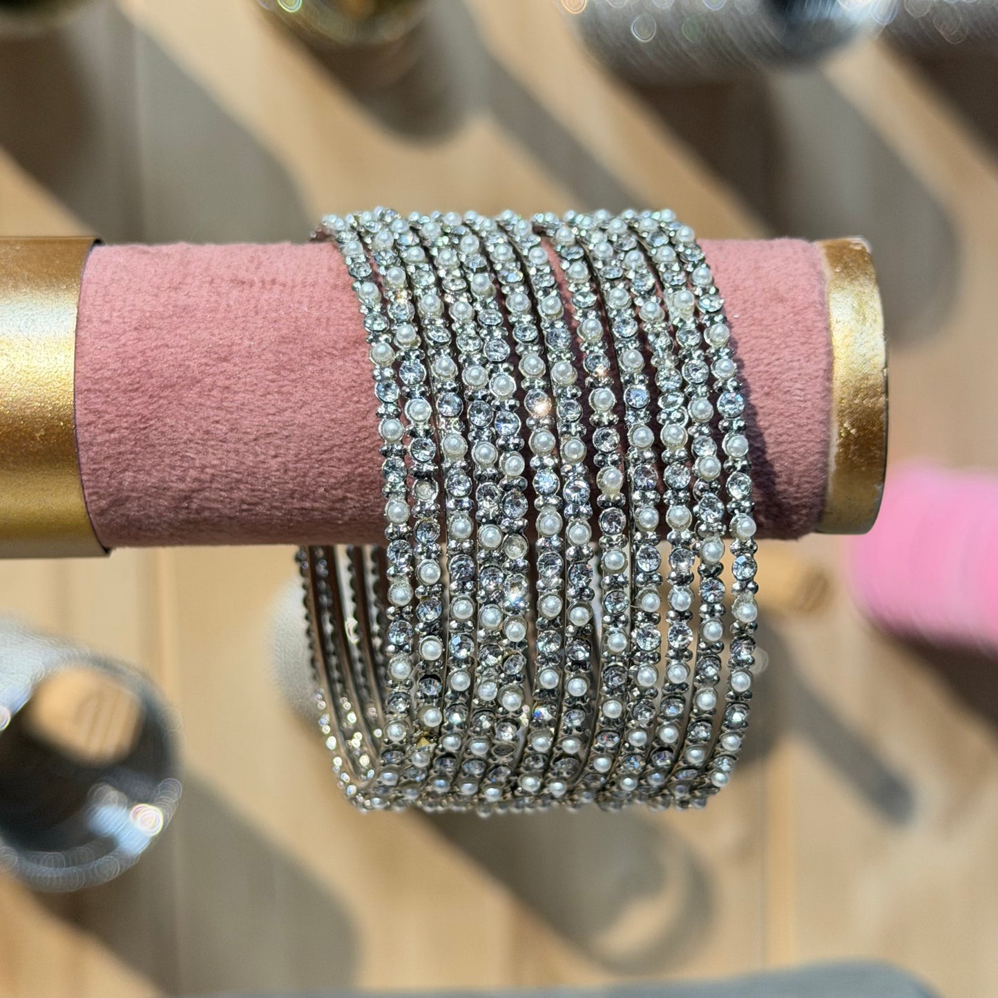 Pearl Sparkle Bangles zilver – Set van 12 Luxe Armbanden met Parels