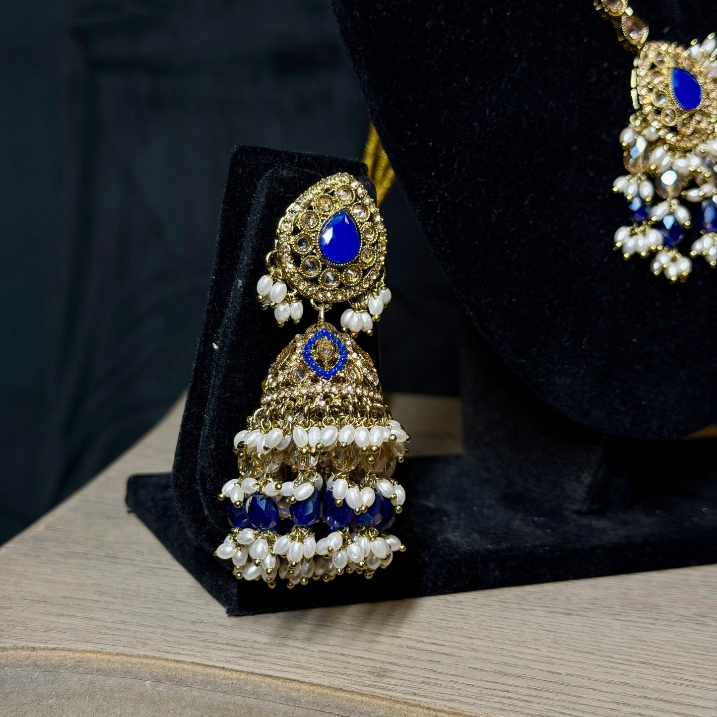 Koningsblauwe Kundan Kettingset met Parelaccenten