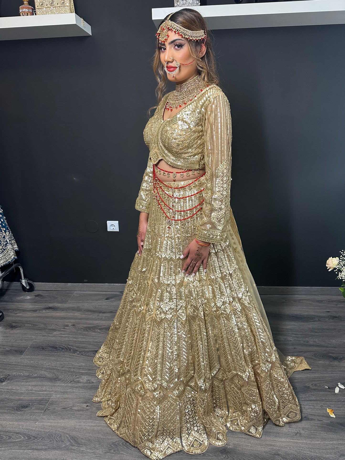 Turquoise blauwe lehenga met pailletten | Luxe Indiase feestjurk