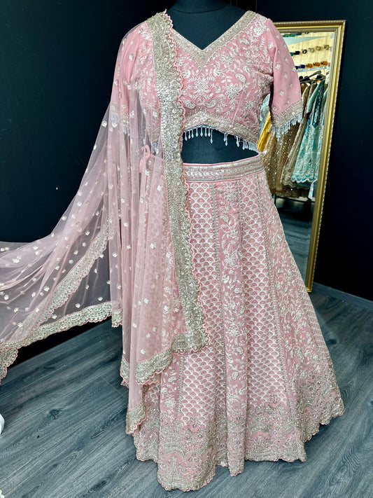Nalisha lehenga curvy girl