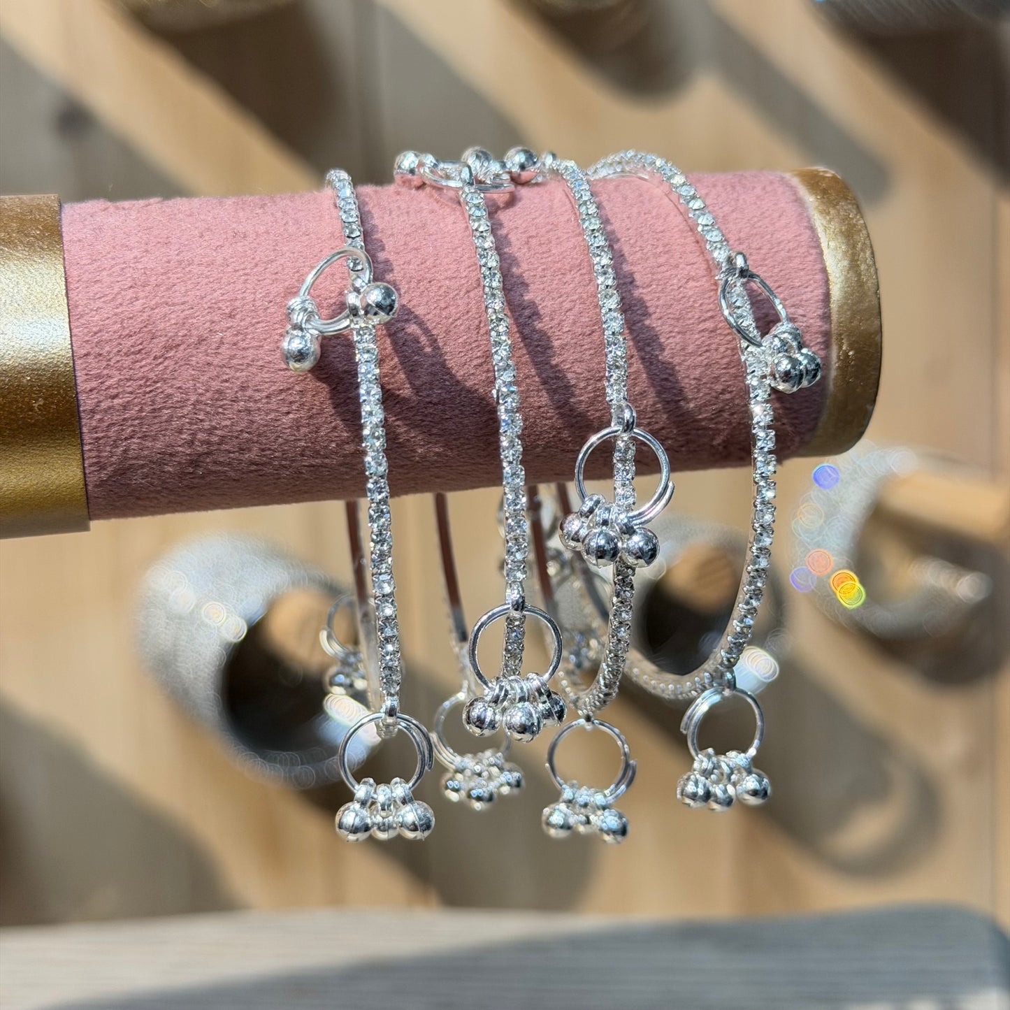 Kashmiri Sparkle Bangle Zilver – Luxe Armband met Kristalstenen