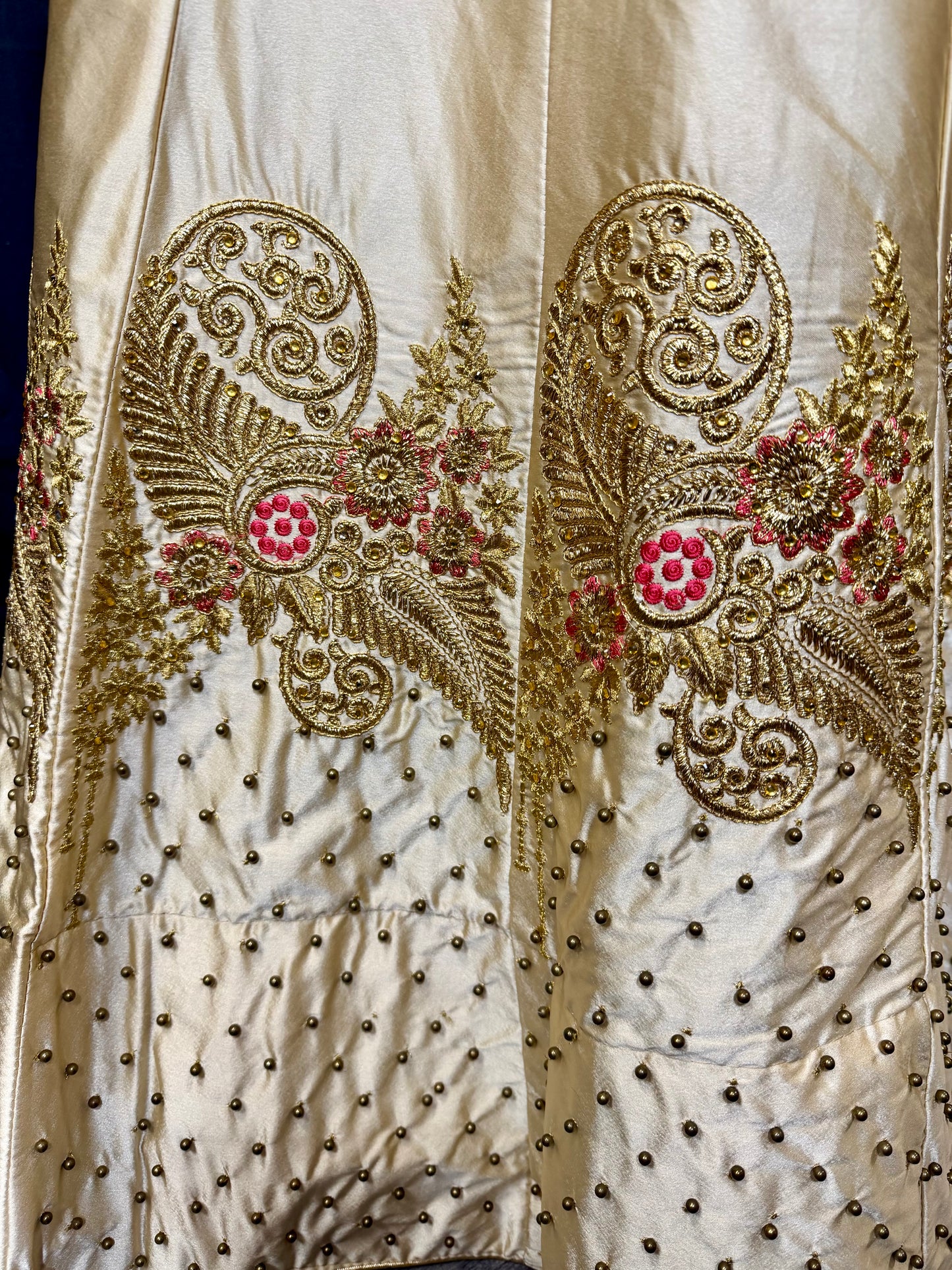 Gold & Pink Classic Silk Lehenga – Indiase Feestjurk