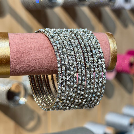 Pearl Sparkle Bangles zilver – Set van 12 Luxe Armbanden met Parels
