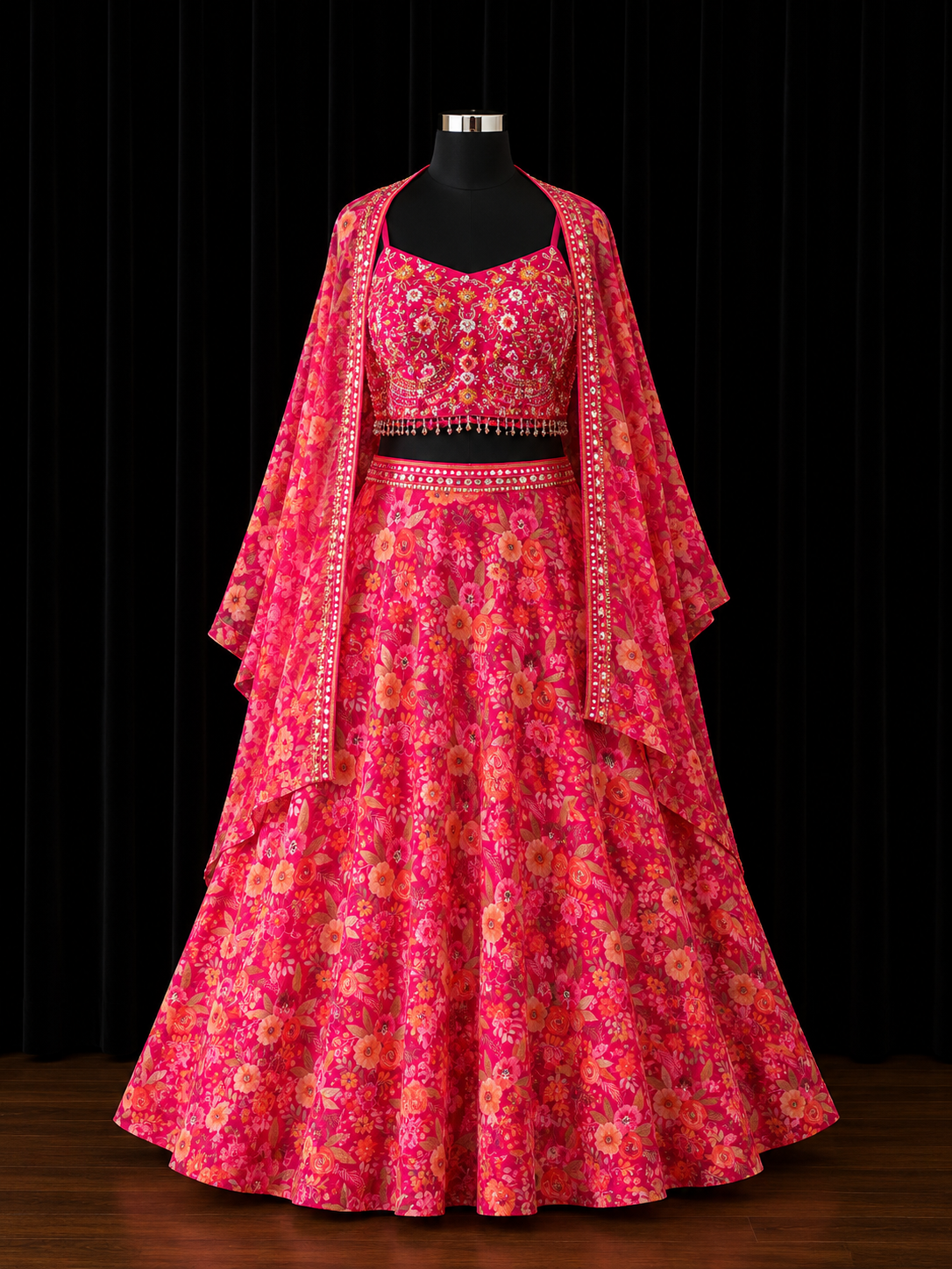 Hot Pink Floral Designer Lehenga met vest