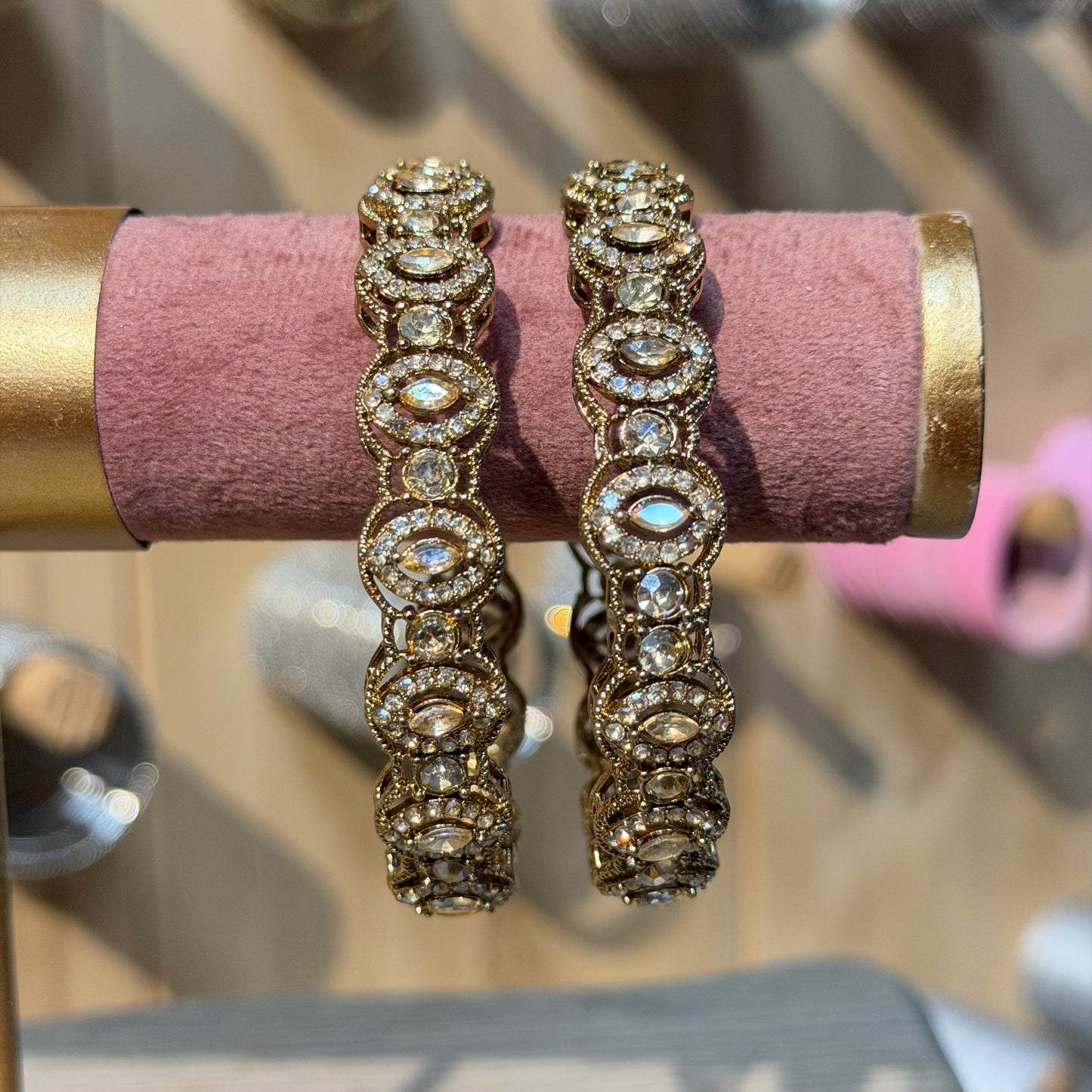 Ayra Halo Bangles Champagne – Luxe Statement Armbanden