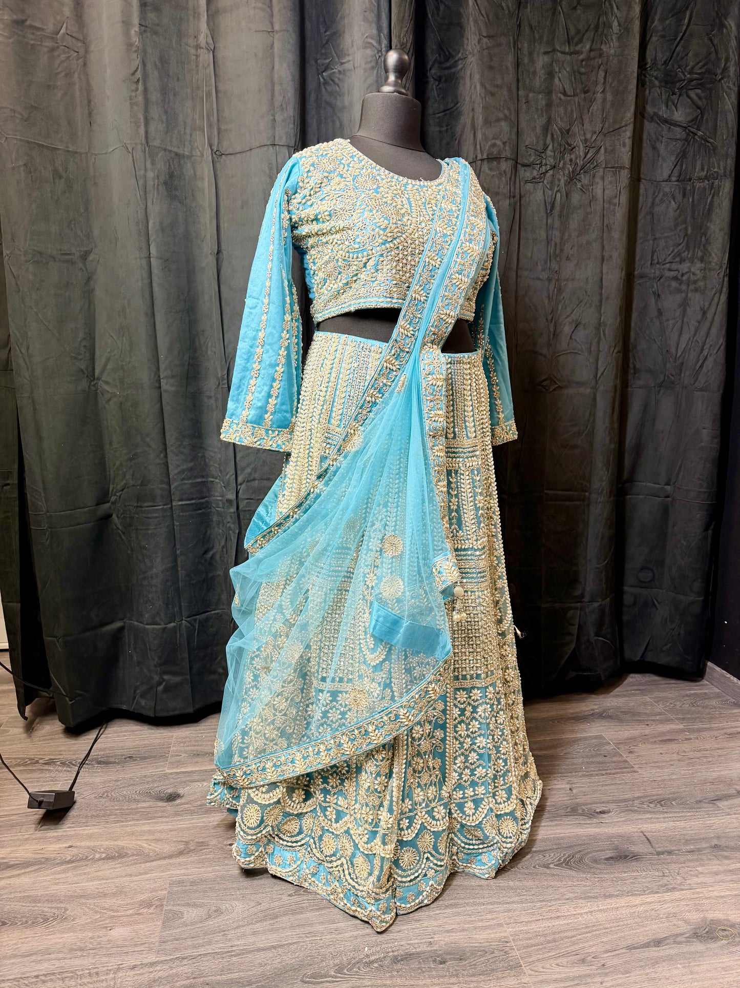 Luxury Lehenga Set plus size– Aqua & Champagne Indiase feestjurk