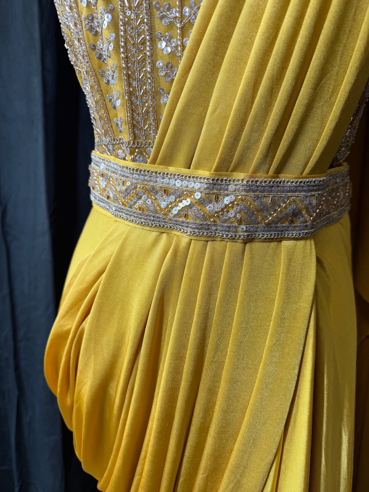 Drape Saree Gown corset look Feestjurk