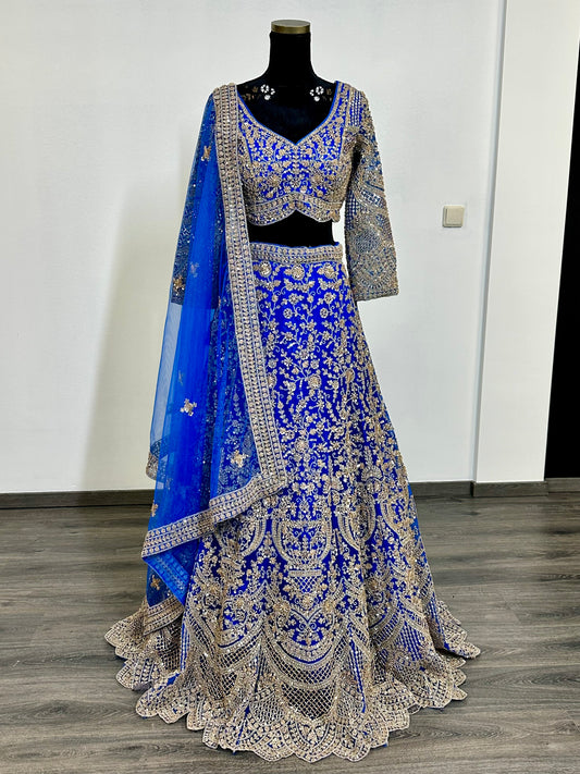 Heavy party lehenga met goudborduursel | Indiase feestjurk dames