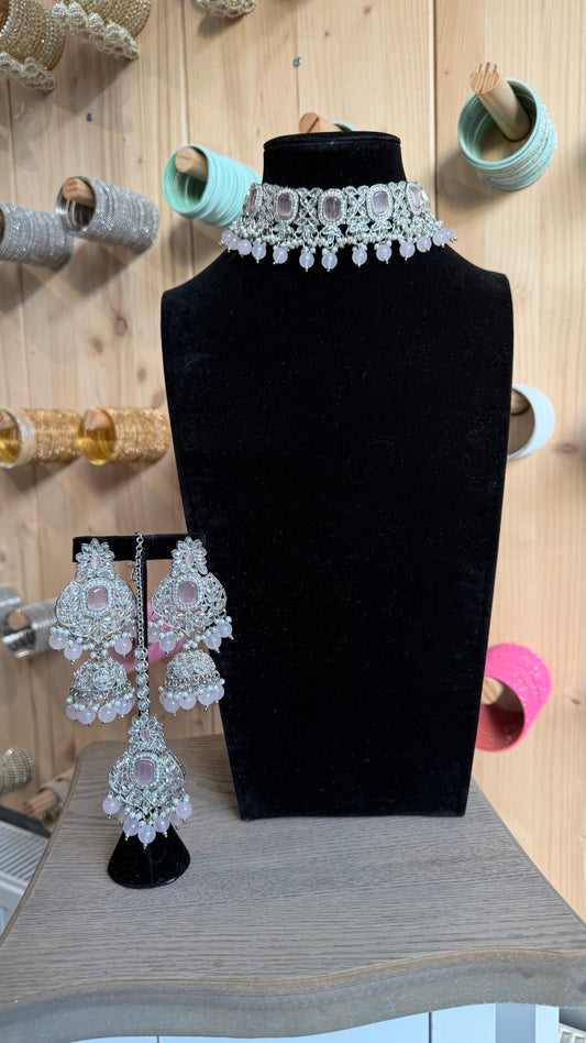 Roze Indiase Choker Sieraden Set met Jhumka Oorbellen en Tikka – Bollywood Jewelry
