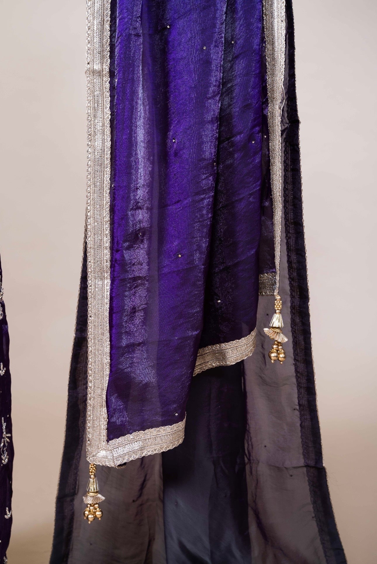 Luxe Anarkali met steentjes Set met Dupatta – Indiase Feestoutfit (Paars of Donkergroen)