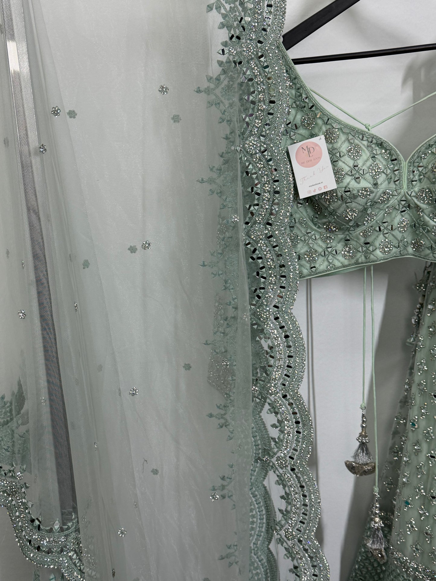 Mintgroene Glitter & Stonework Lehenga
