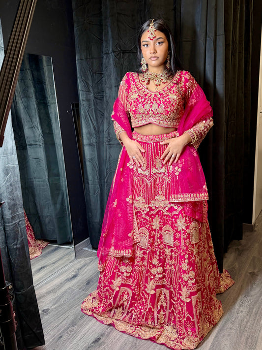 Fuchsia roze heavy party wear lehenga | Luxe Indiase feestjurk dames