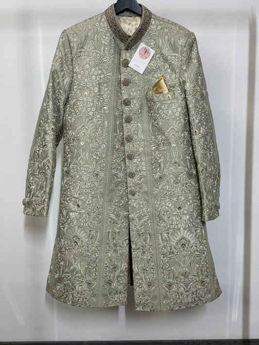 Sage Green Sherwani met Draadwerk