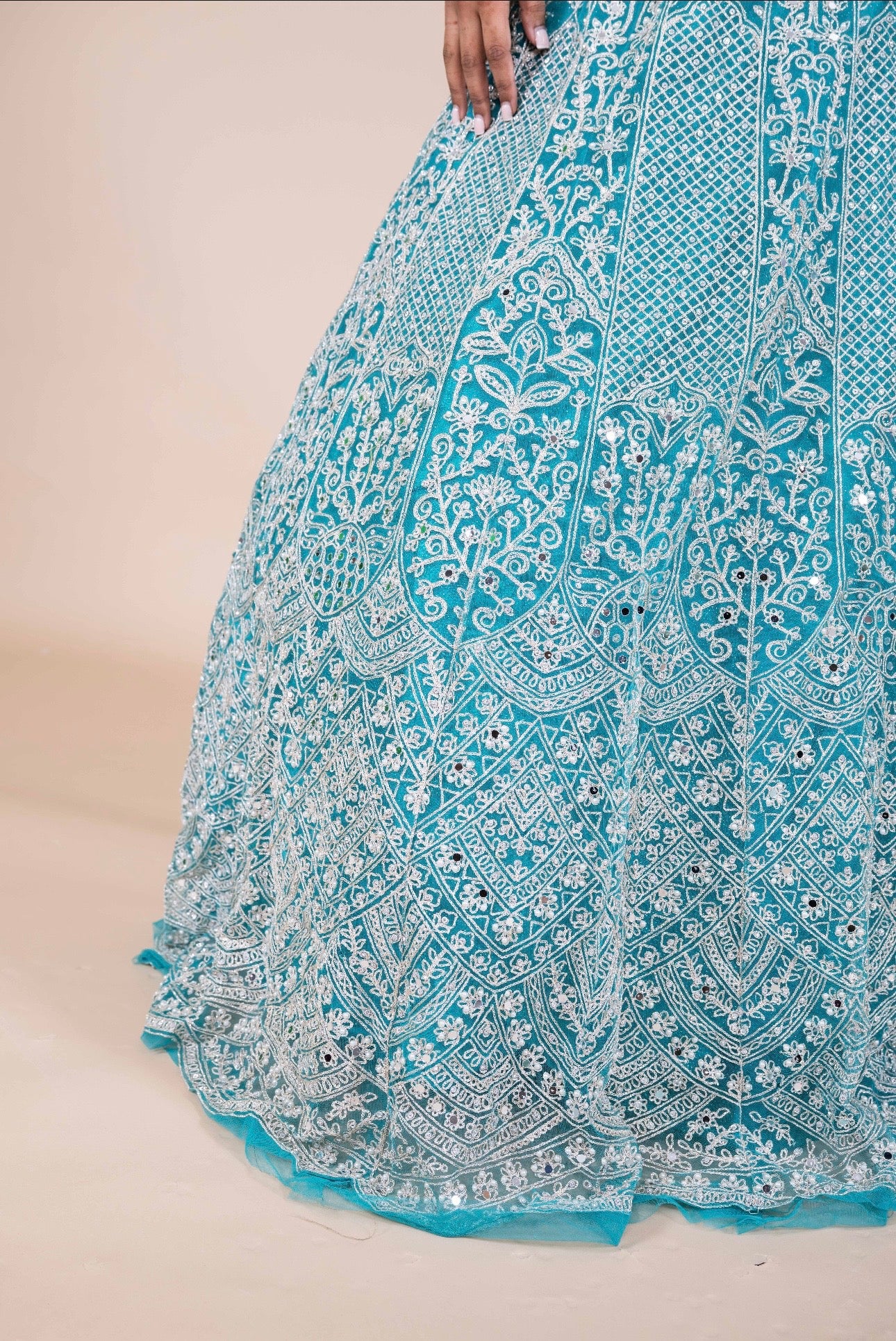 Lehenga Set met spiegeltjes en Dupatta – Luxe Indiase Feestoutfit (Beige of Turquoise)