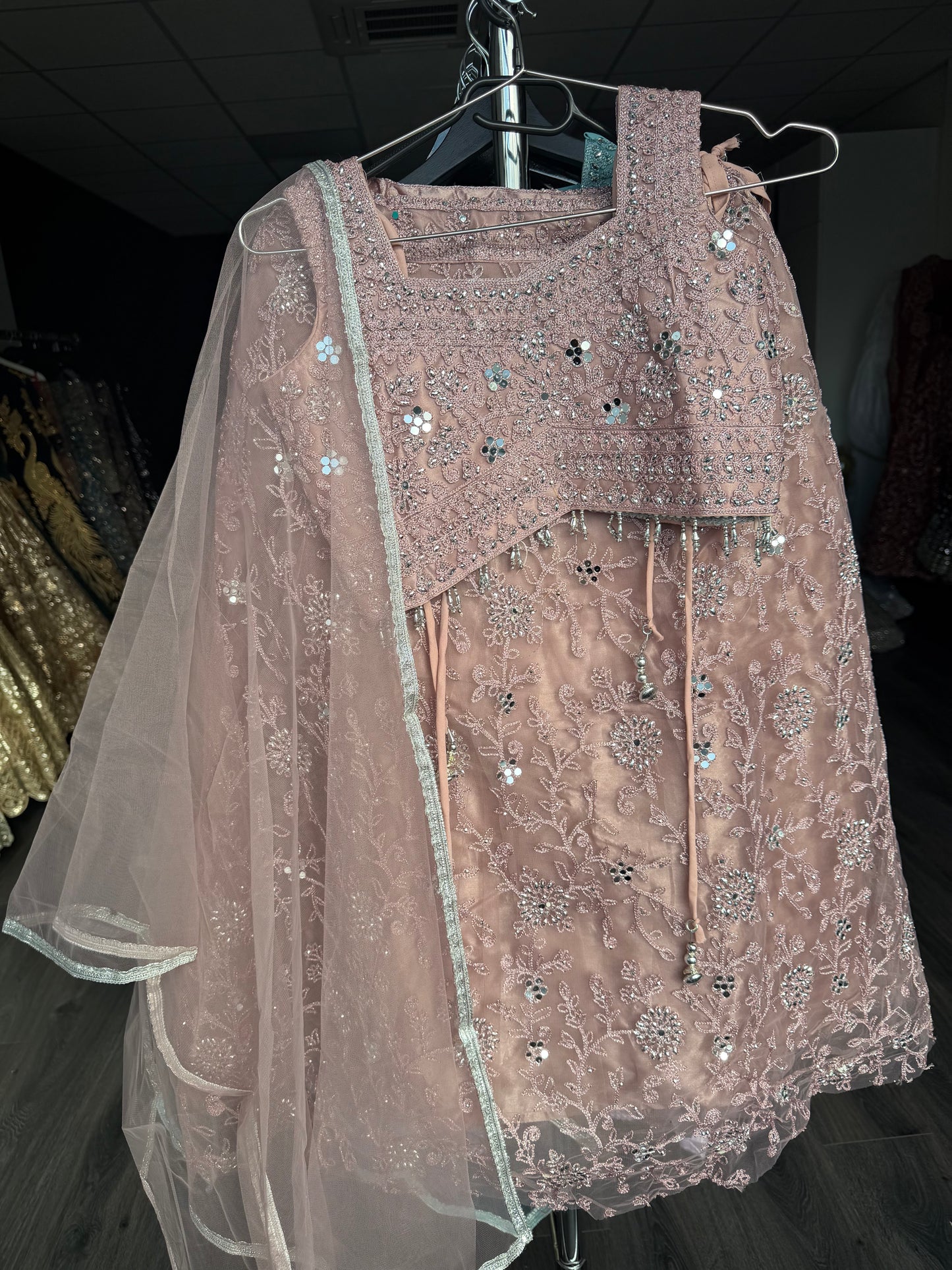 Meisjes Lehenga – Turquoise & Oudroze met Spiegelborduurwerk