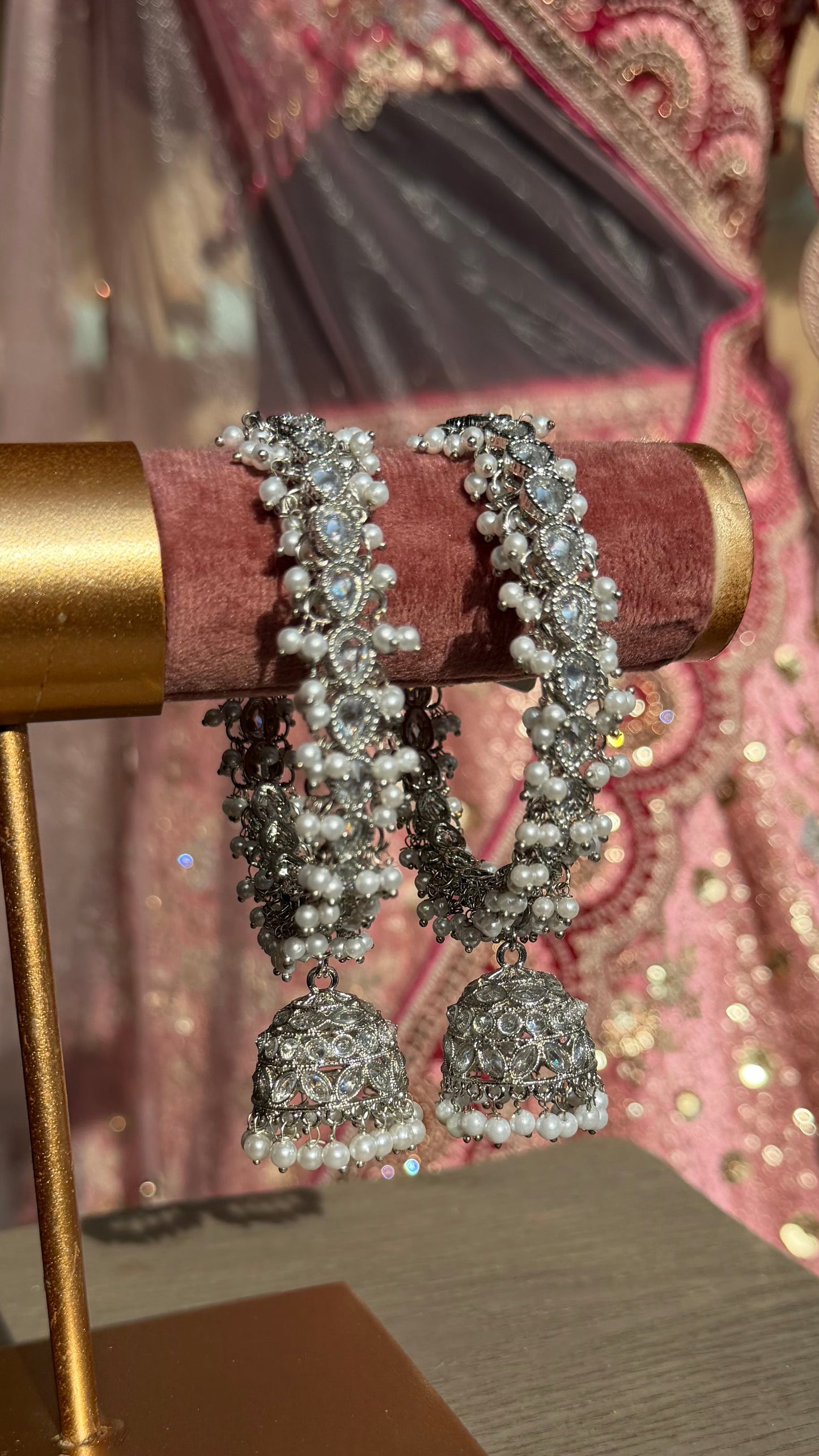 Pearl Jhumki Bangle Set met Teardrop Stenen – Indiase Armbanden (Set van 2)