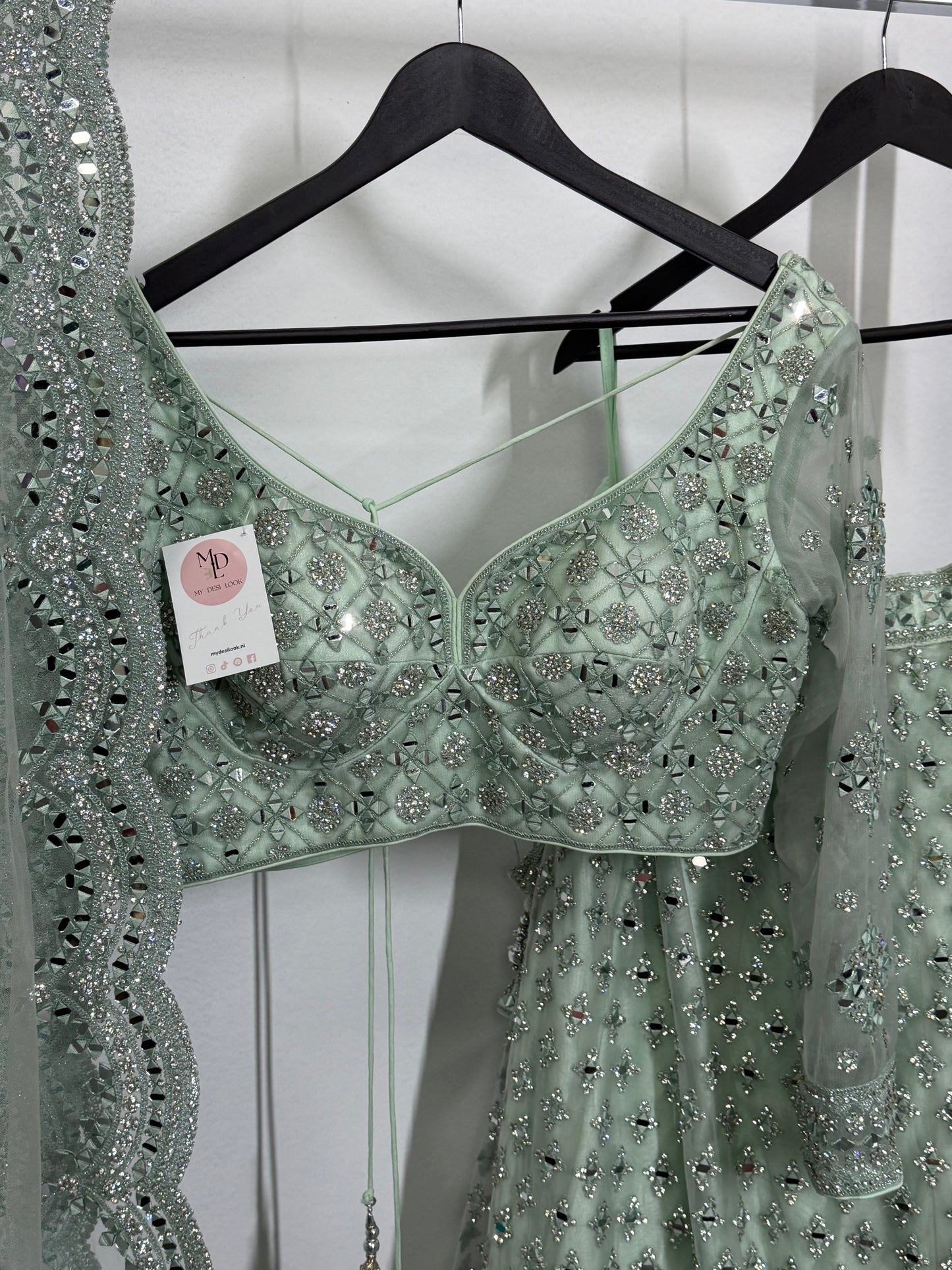 Mintgroene Glitter & Stonework Lehenga