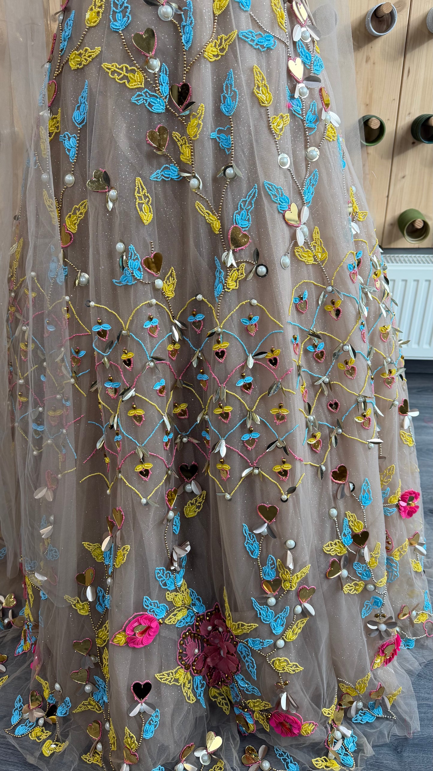 3D Butterfly Lehenga Nude – Luxe Designer Outfit met Dupatta