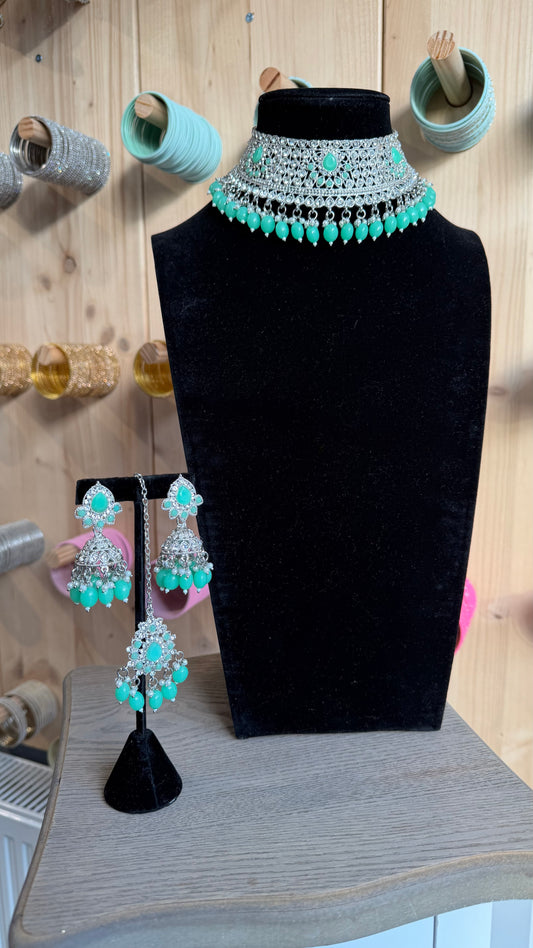 Mintgroene Indiase Choker Set met Jhumka Oorbellen – Luxe Feest Sieraden