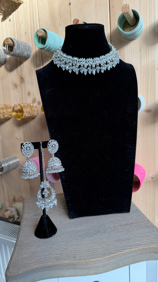 Kristal Indiase Choker Set met Jhumka Oorbellen – Luxe Traditionele Sieraden